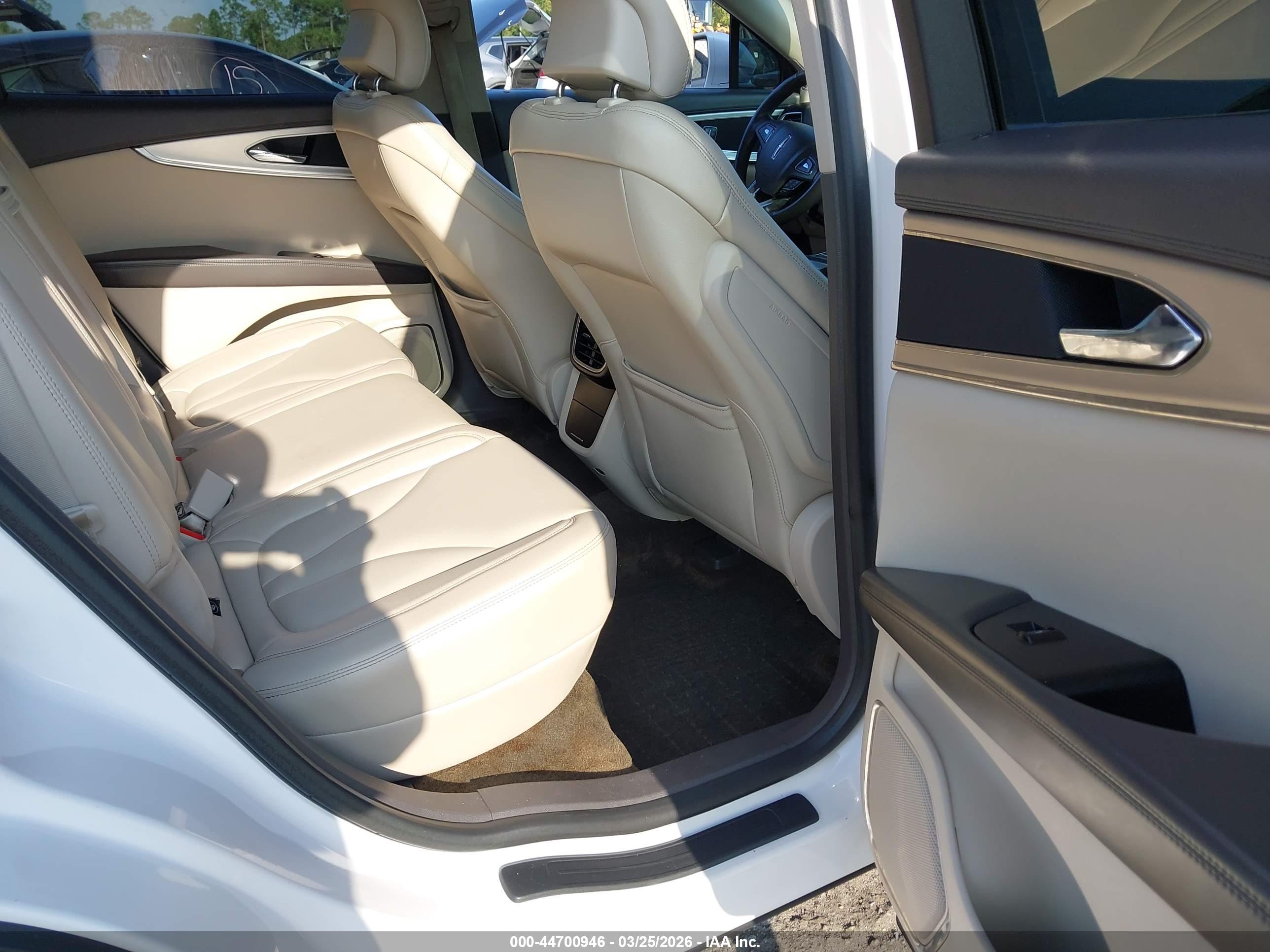 LINCOLN MKX image 8