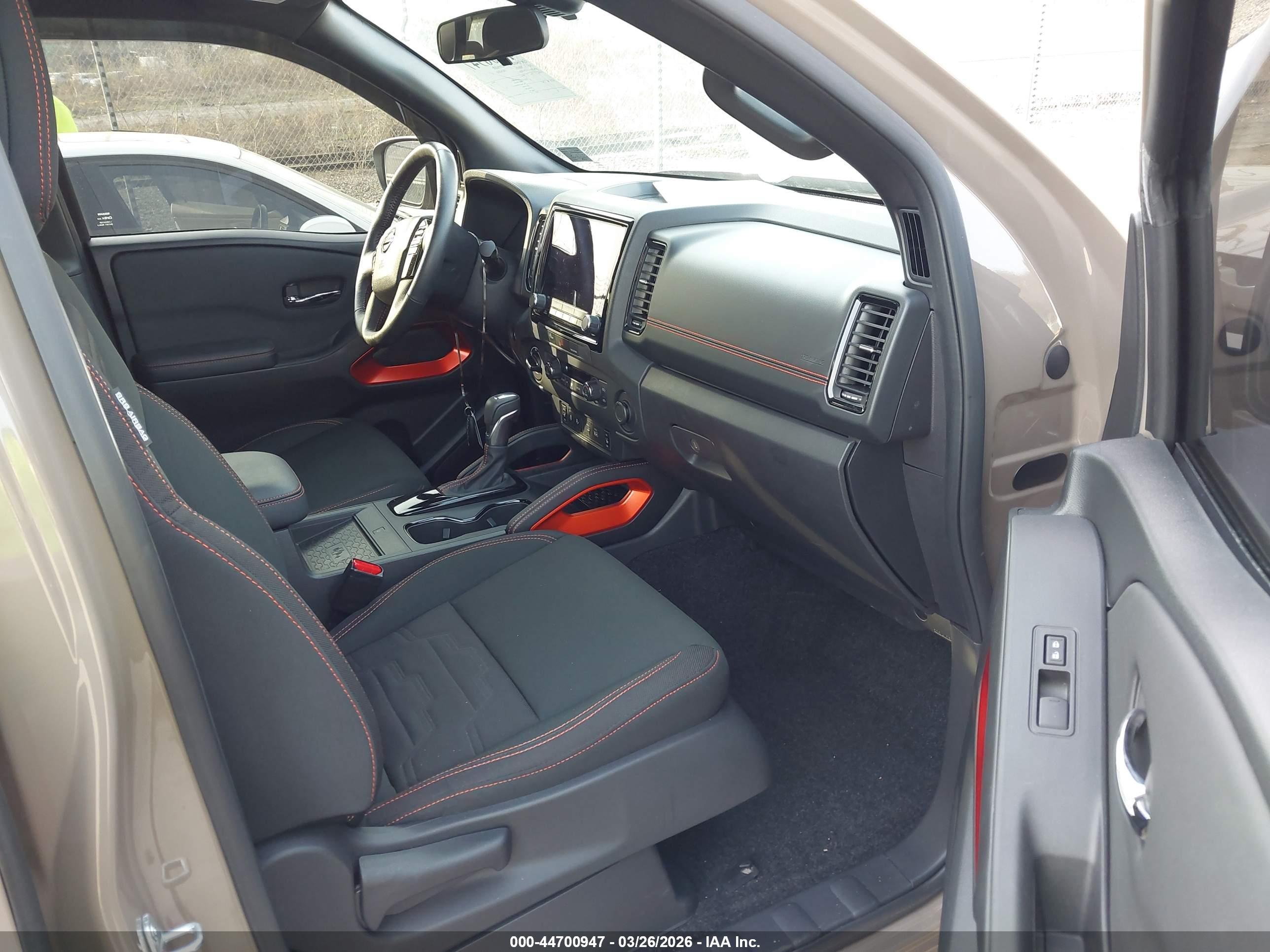 NISSAN FRONTIER image 5