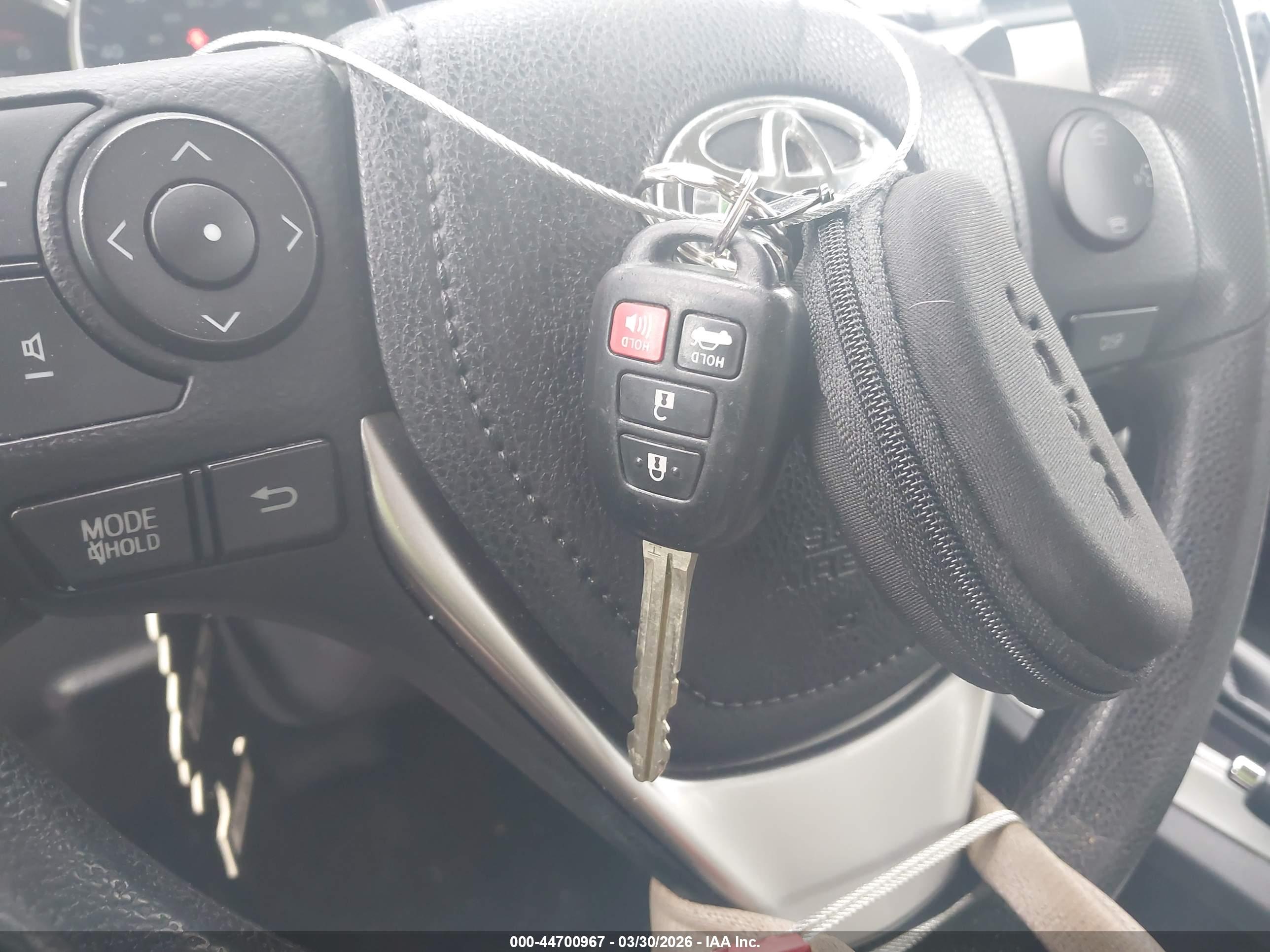 TOYOTA COROLLA image 11