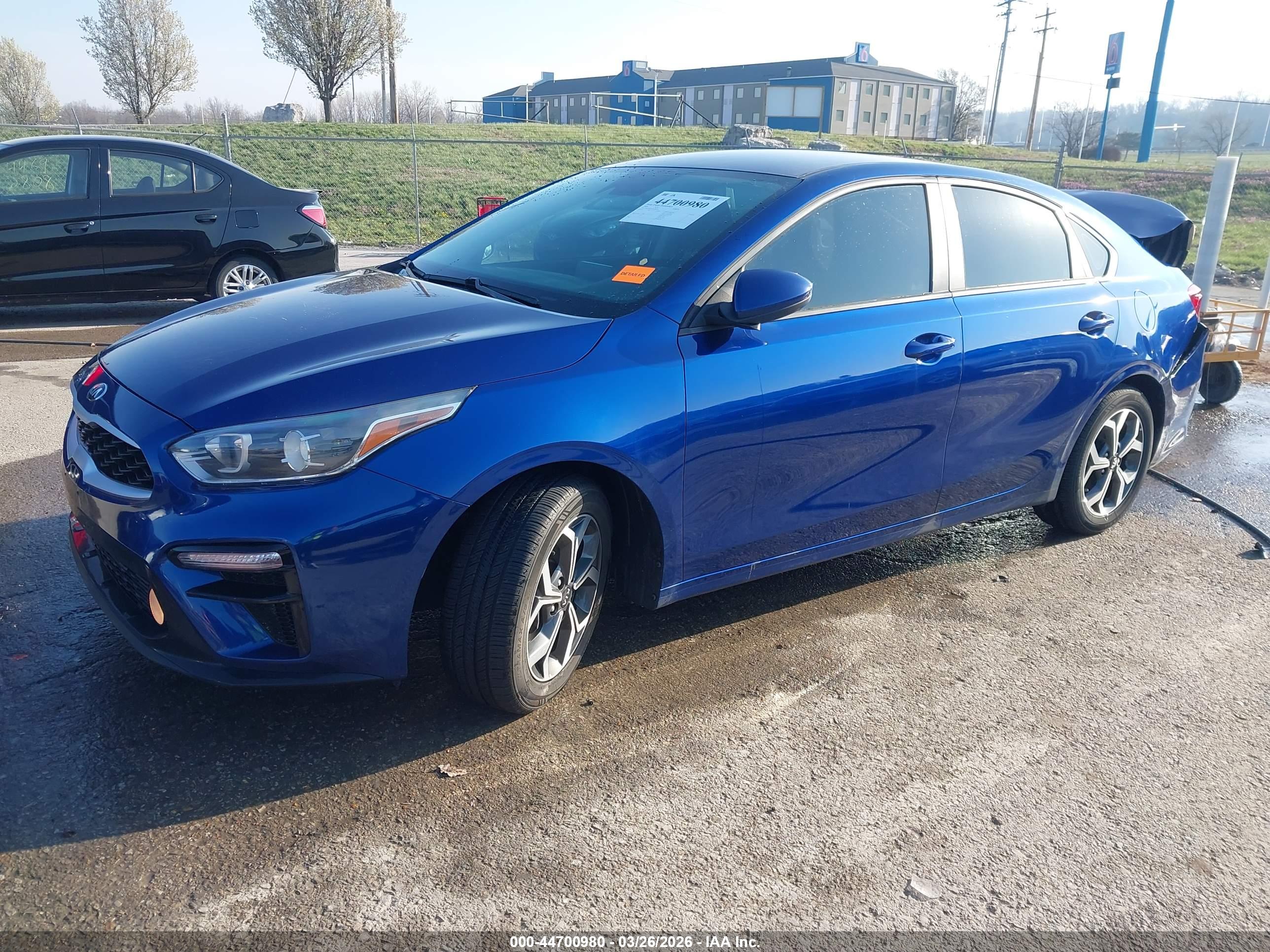 KIA FORTE image 2