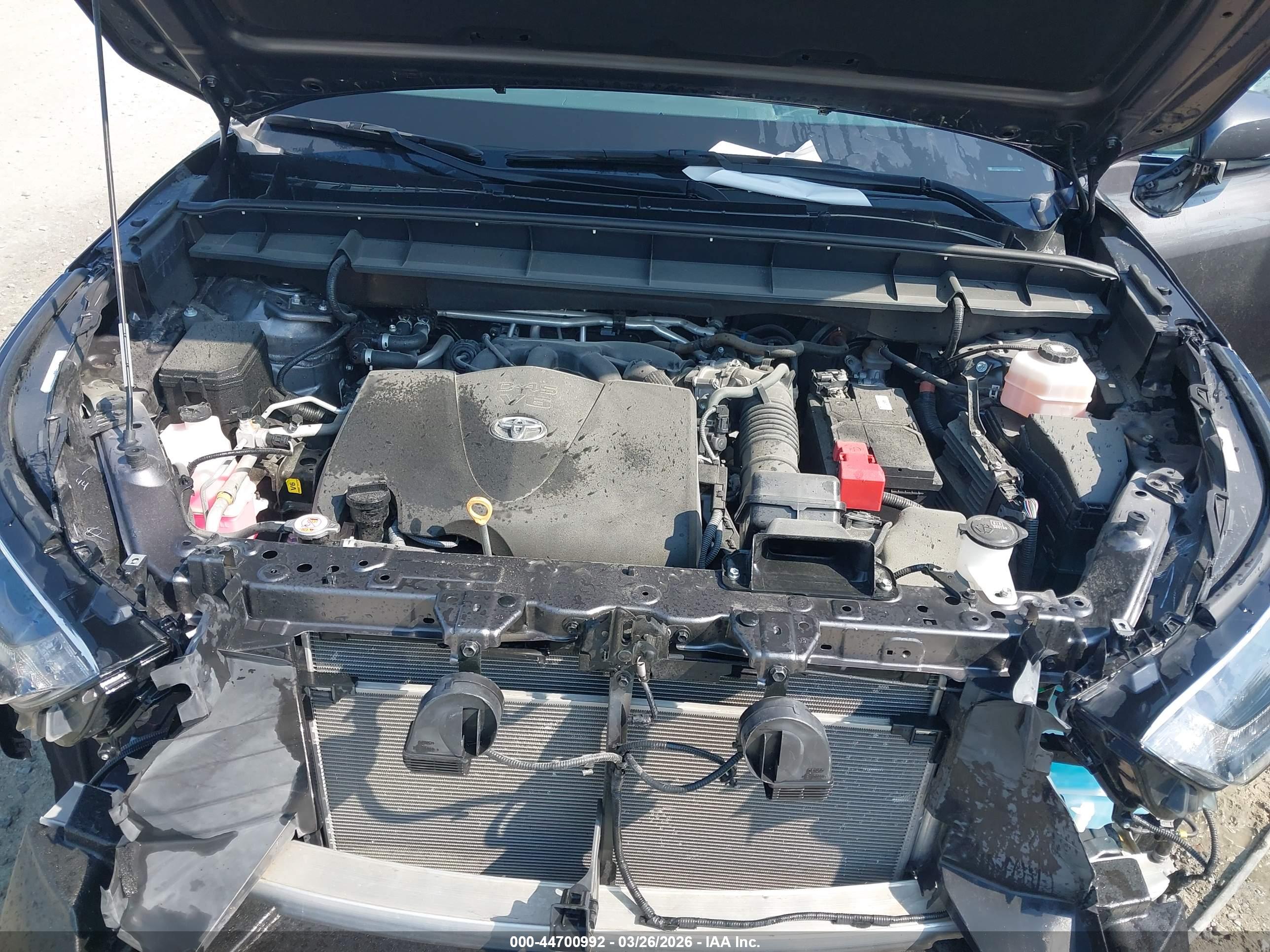 TOYOTA HIGHLANDER image 10