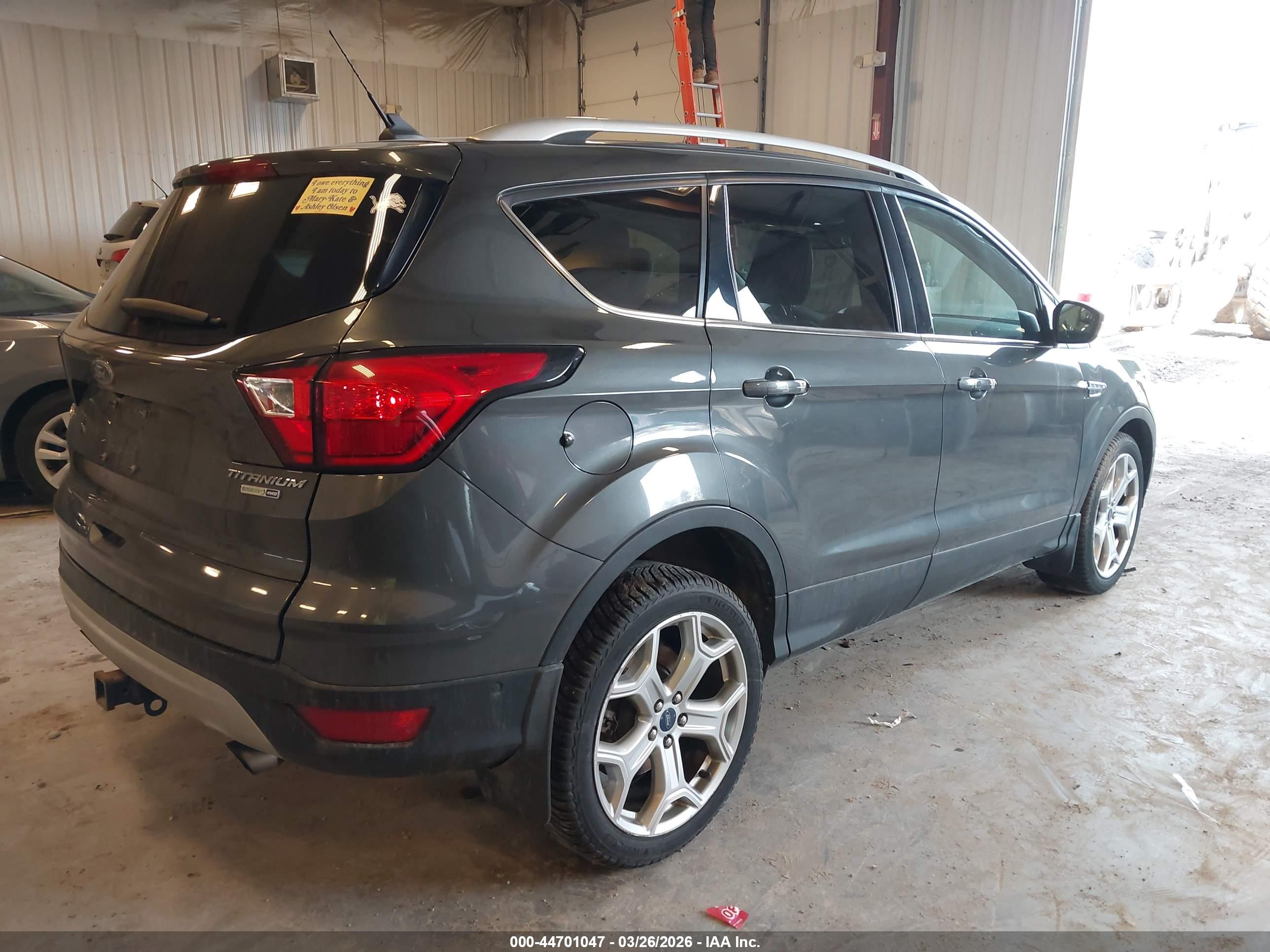 FORD ESCAPE image 4