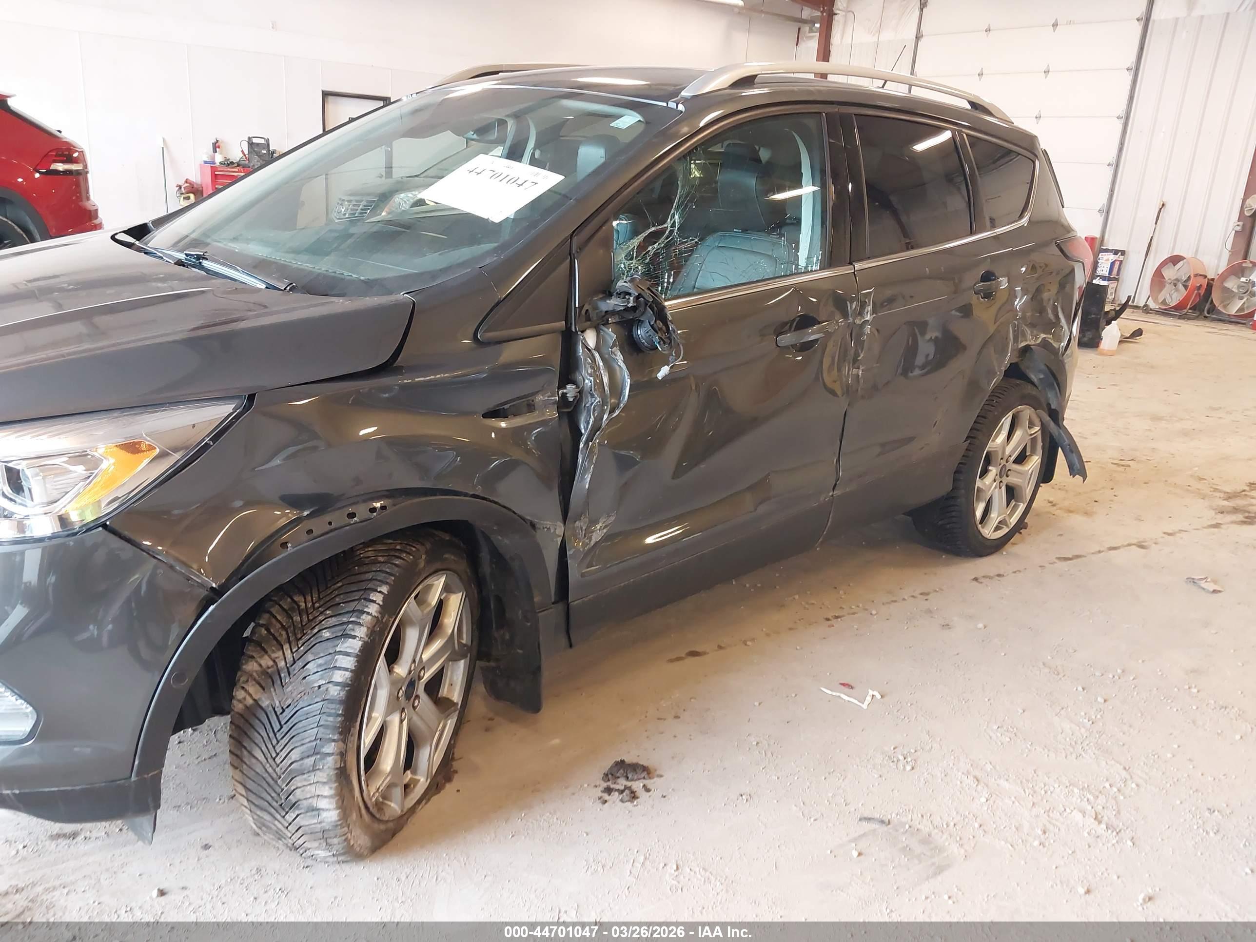 FORD ESCAPE image 6