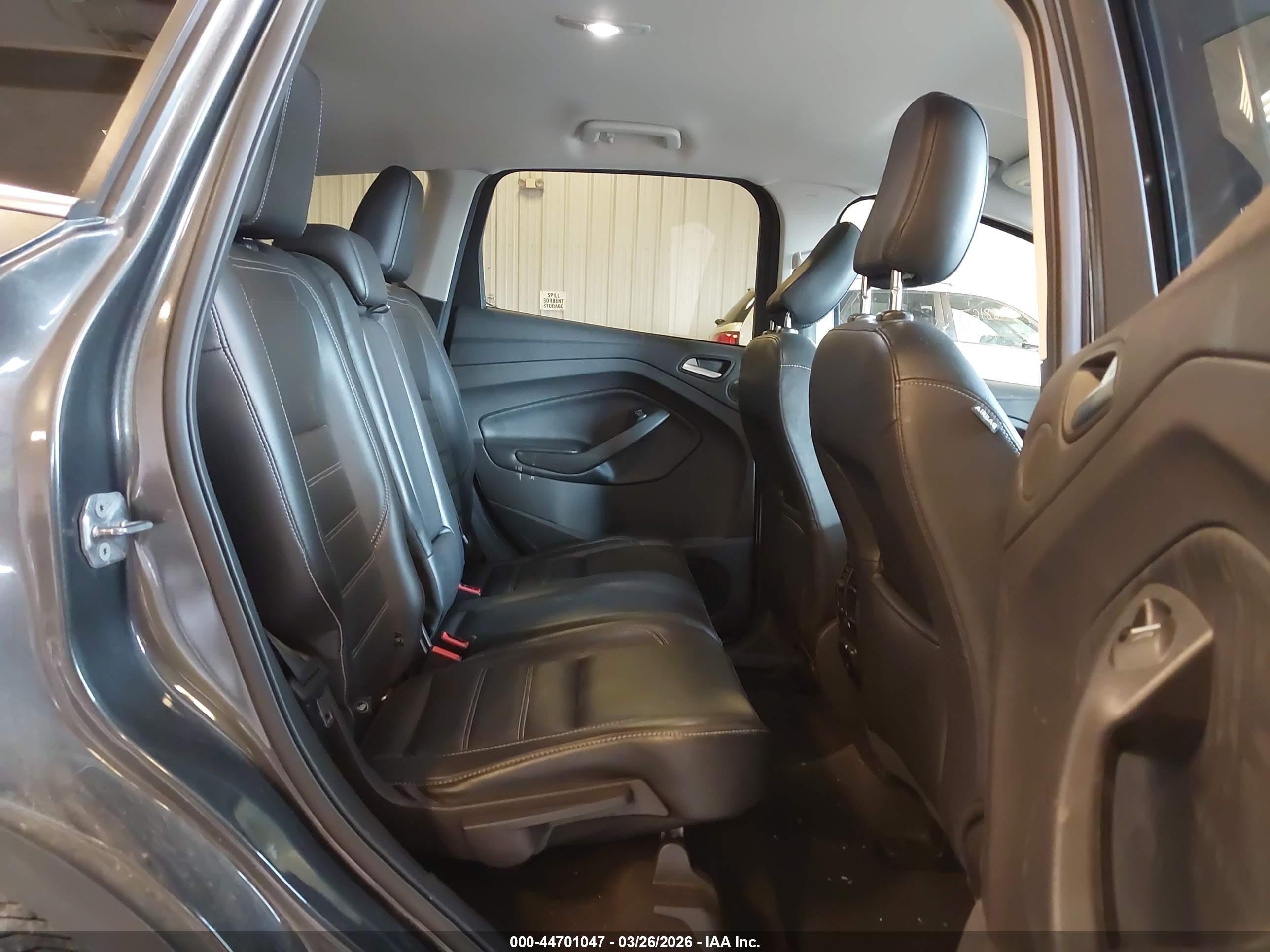 FORD ESCAPE image 8