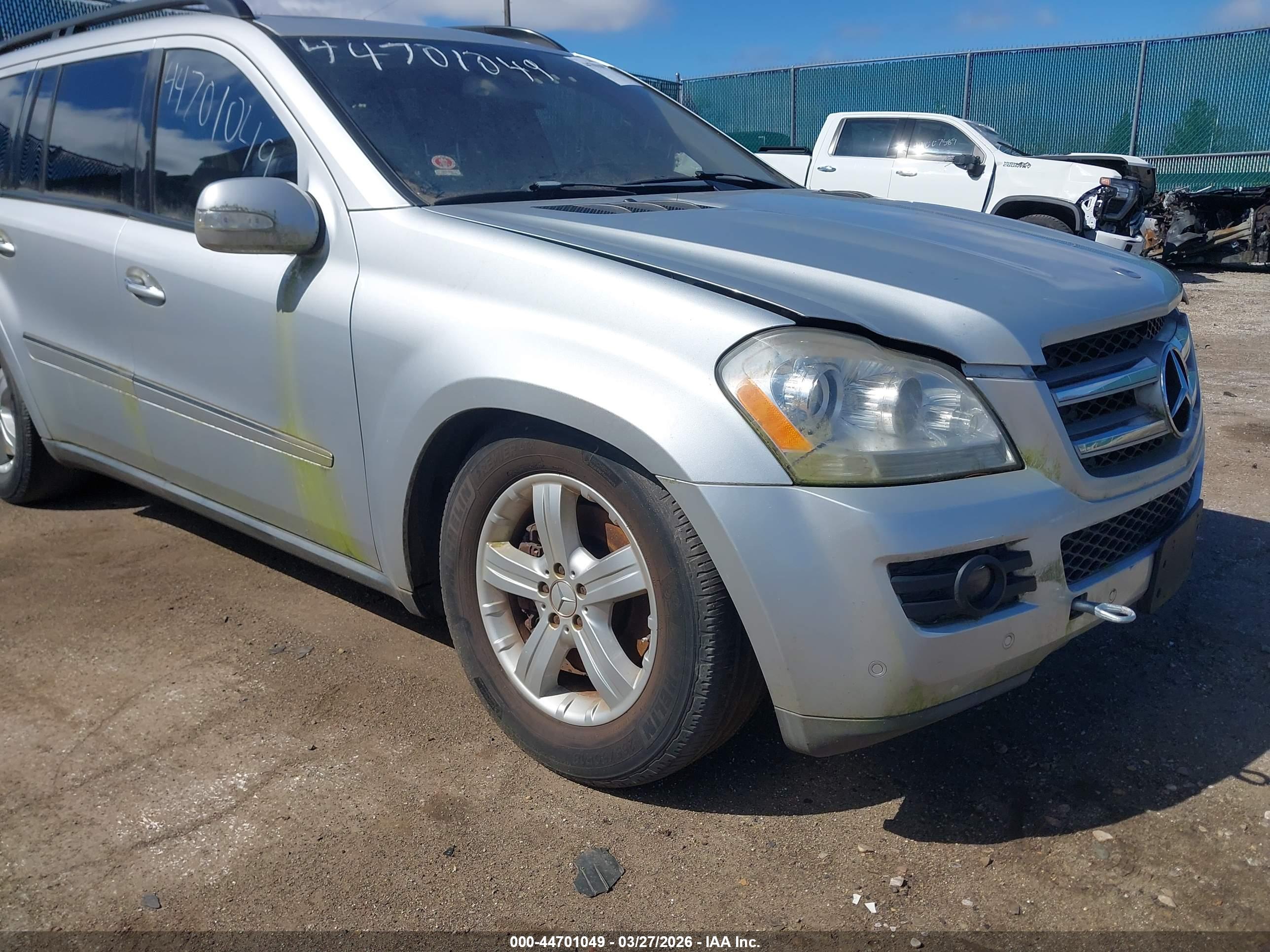 MERCEDES-BENZ GL image 6