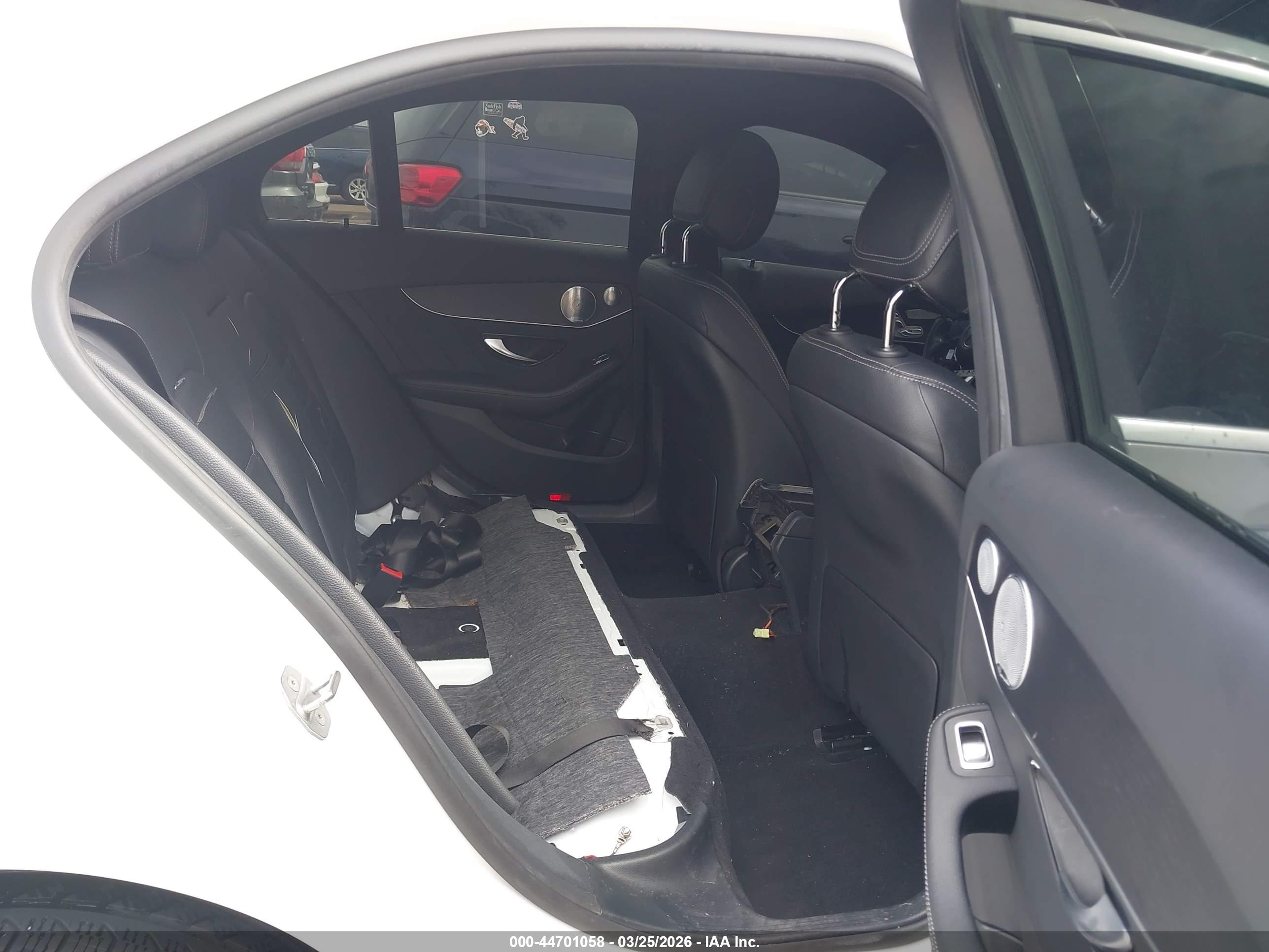MERCEDES-BENZ C image 8