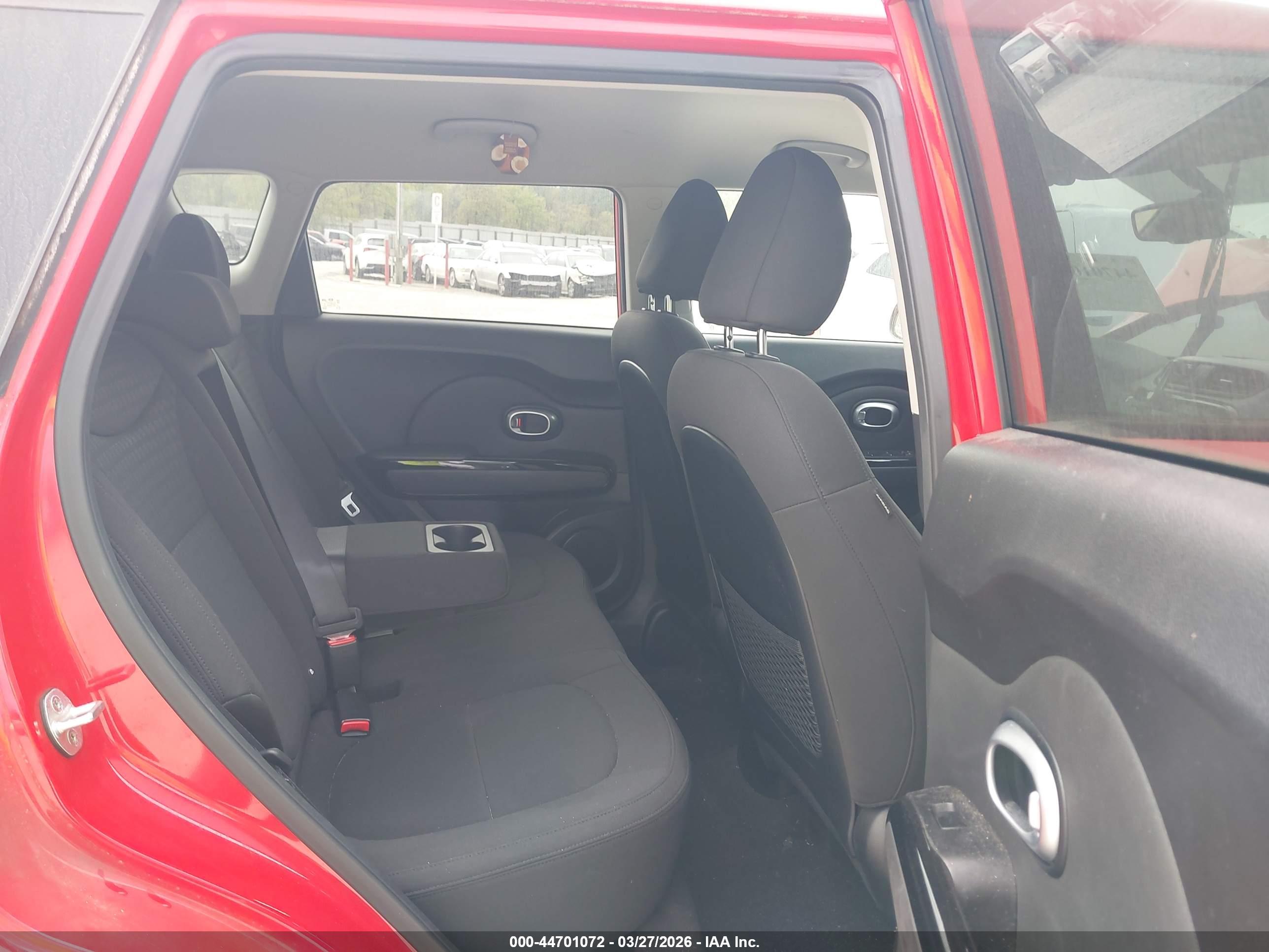 KIA SOUL image 8