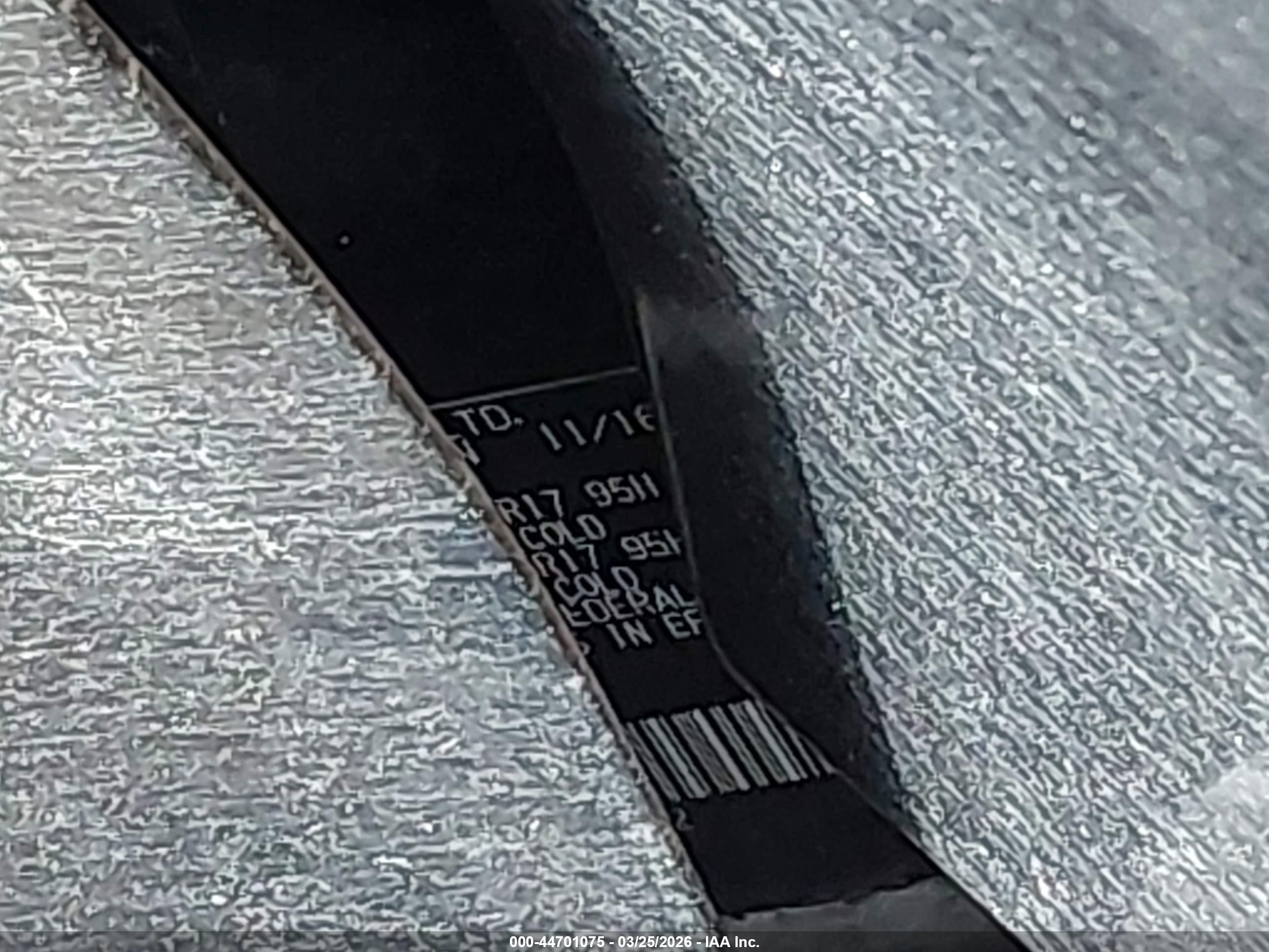 SUBARU CROSSTREK image 9