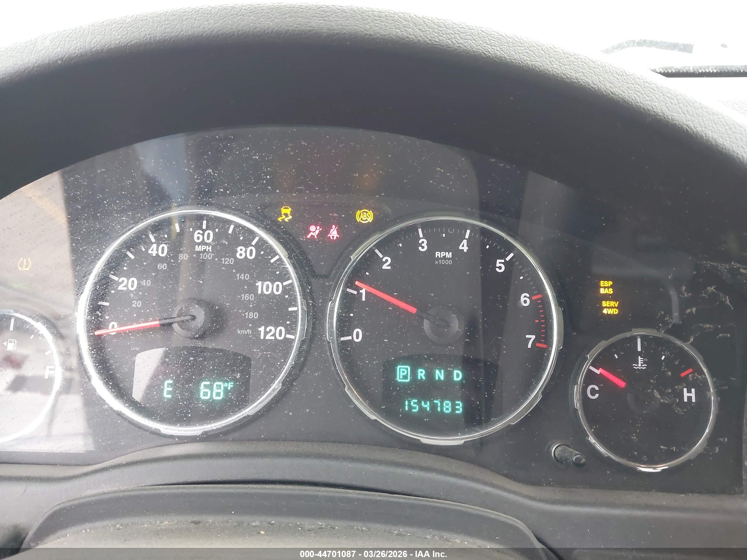 JEEP LIBERTY image 7