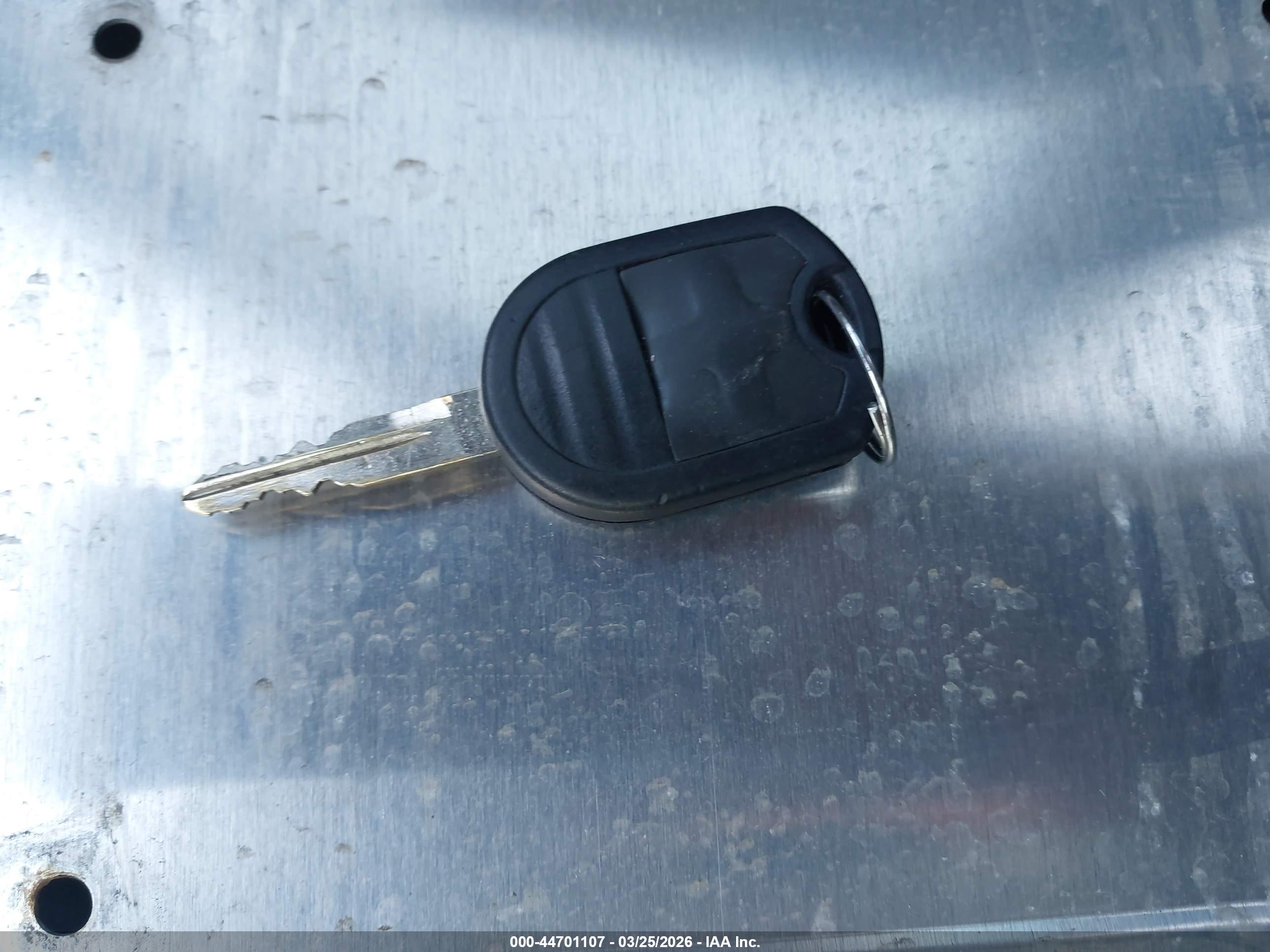 FORD ESCAPE image 11