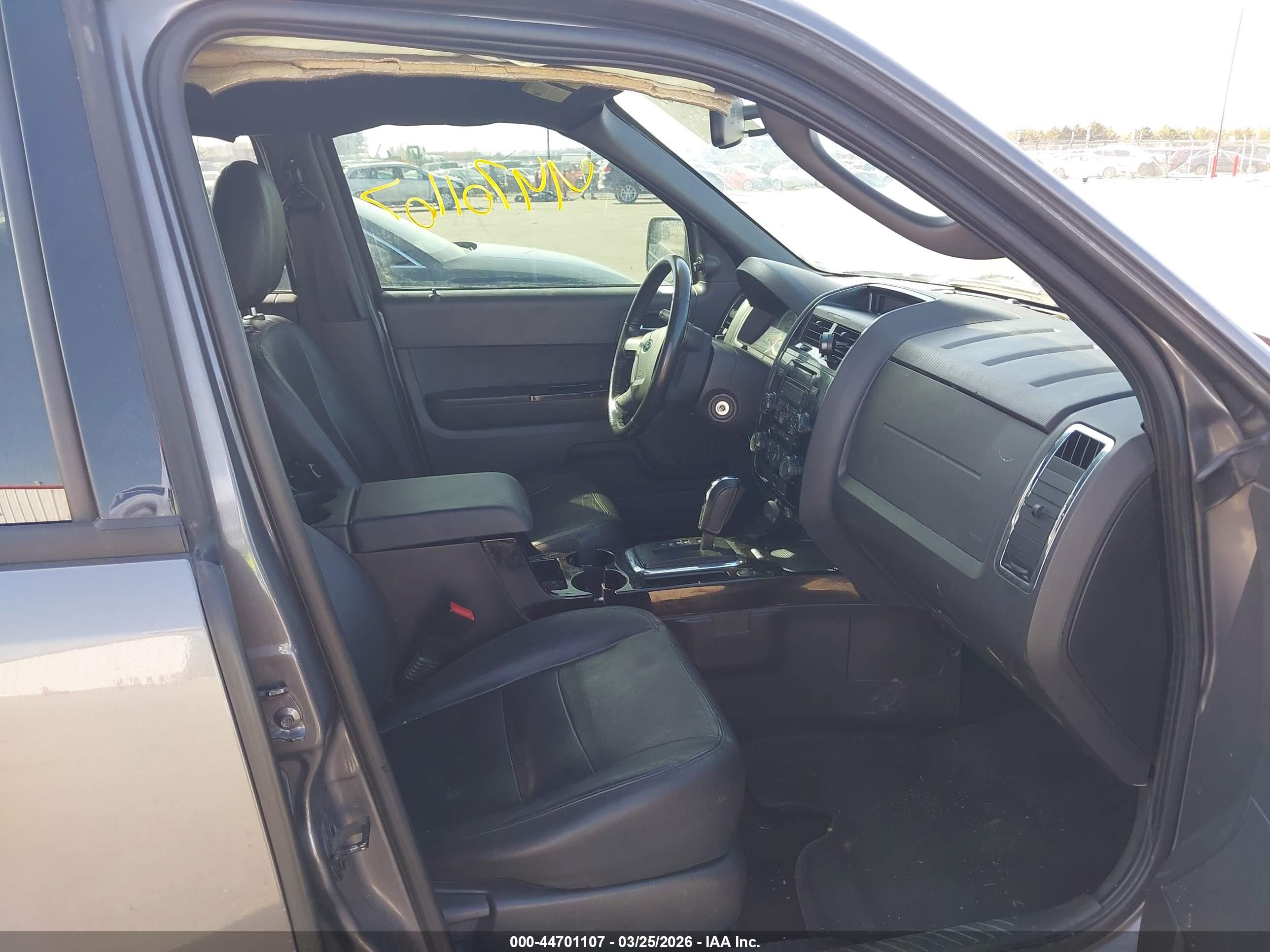 FORD ESCAPE image 5