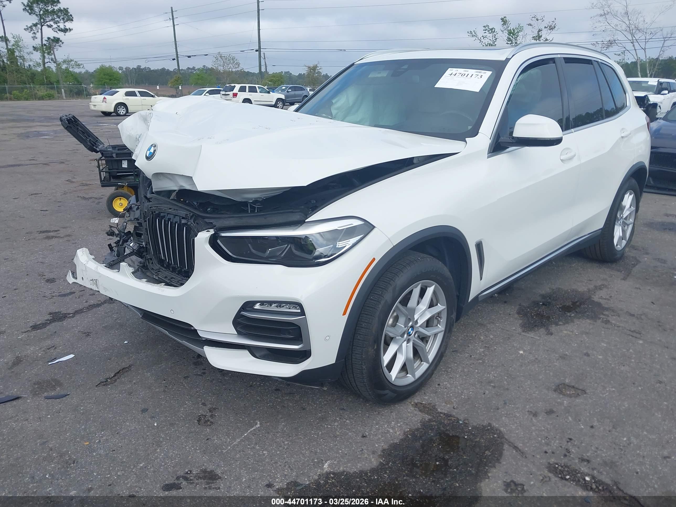 BMW X5 image 2
