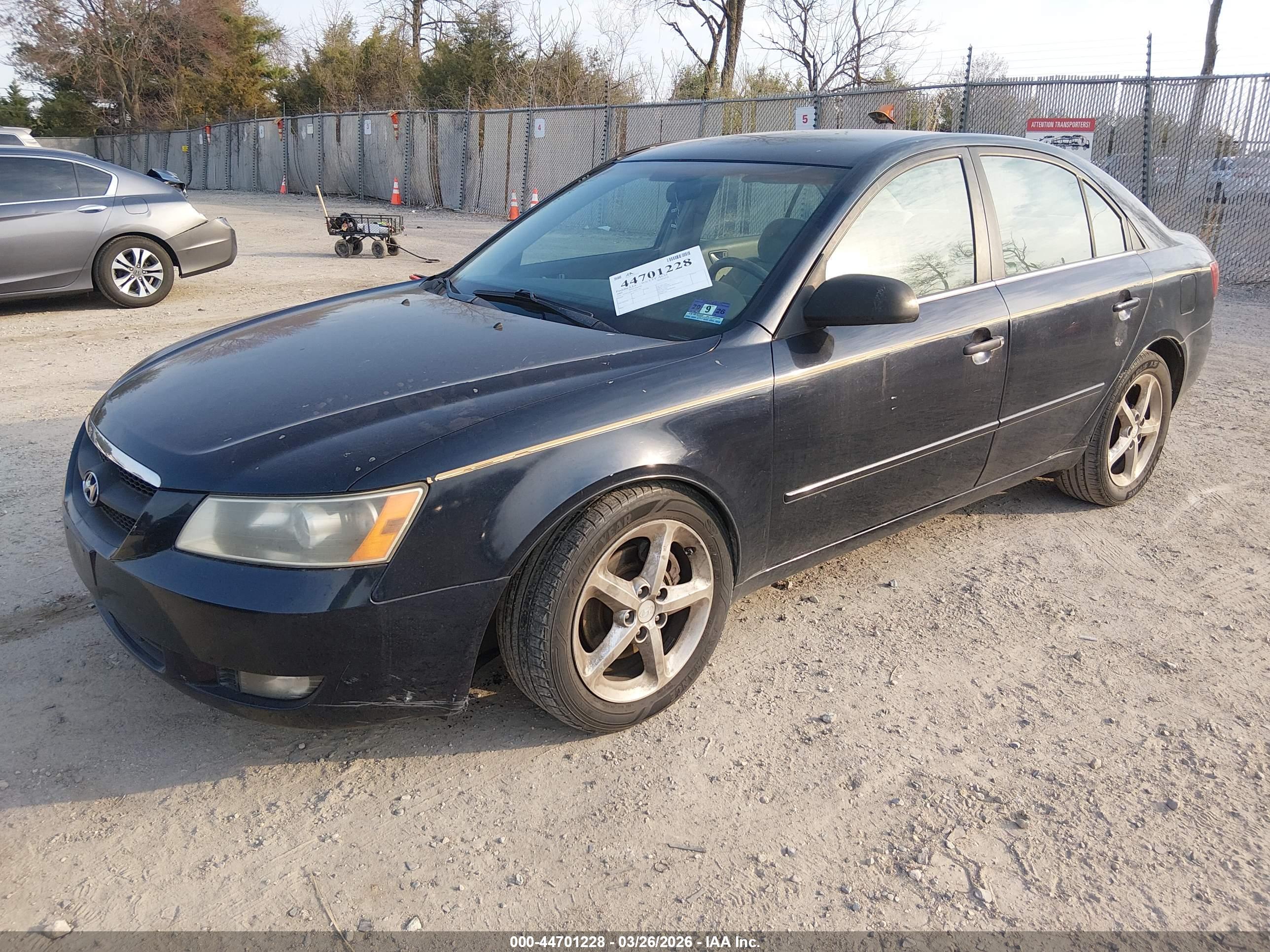 HYUNDAI SONATA image 2