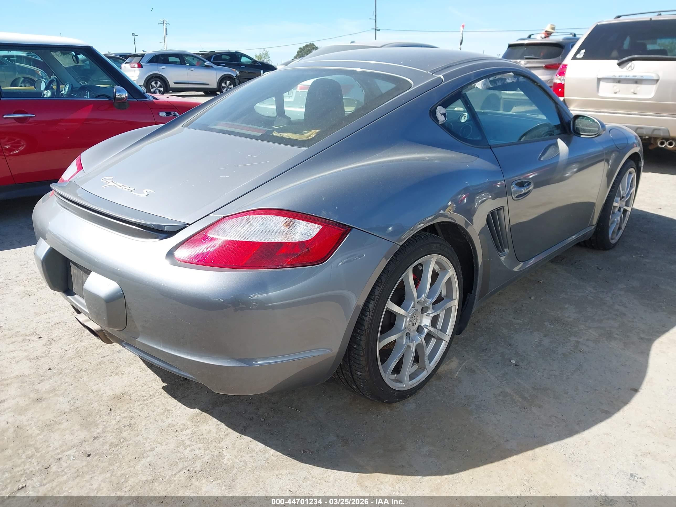 PORSCHE CAYMAN image 4