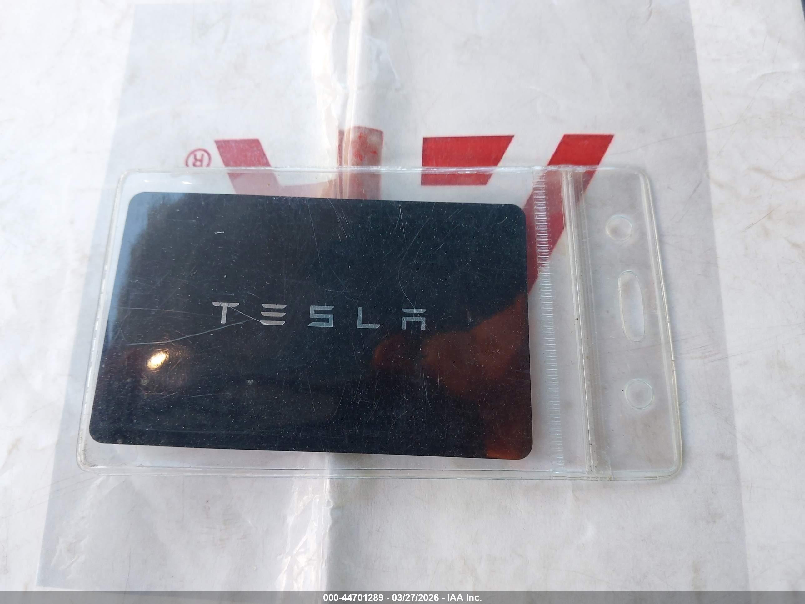 TESLA MODEL image 11