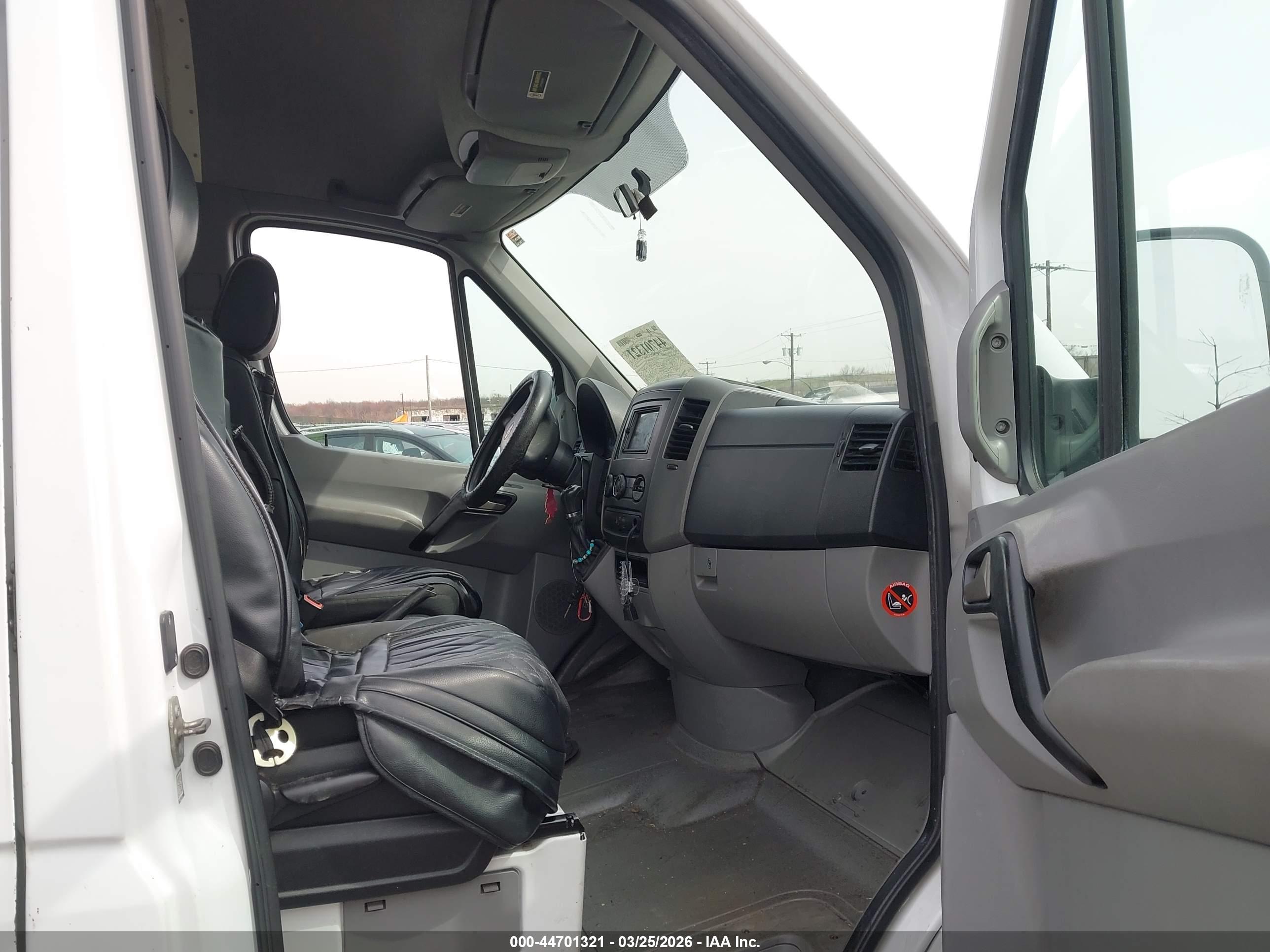 FREIGHTLINER SPRINTER image 5
