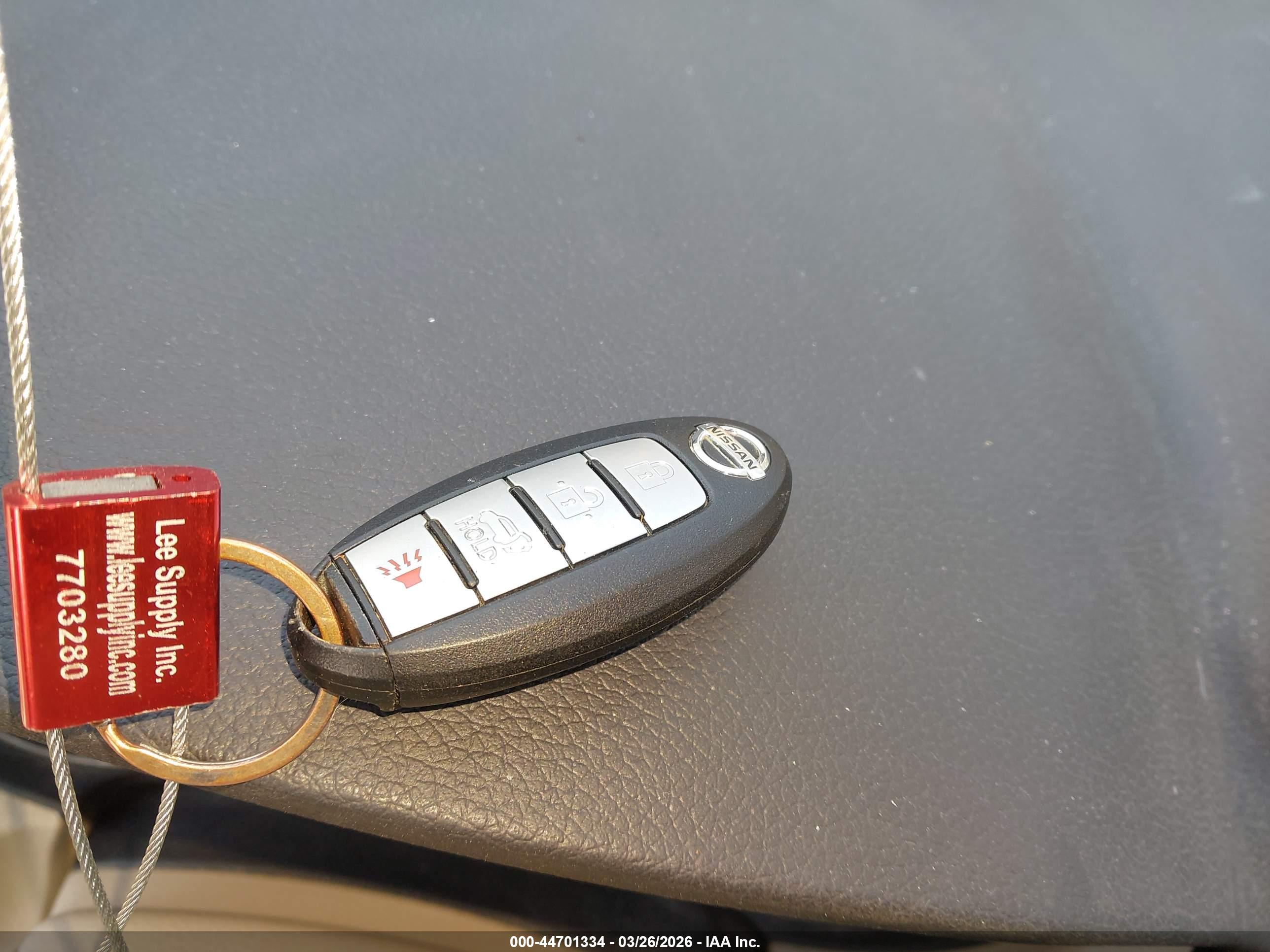 NISSAN ROGUE image 11