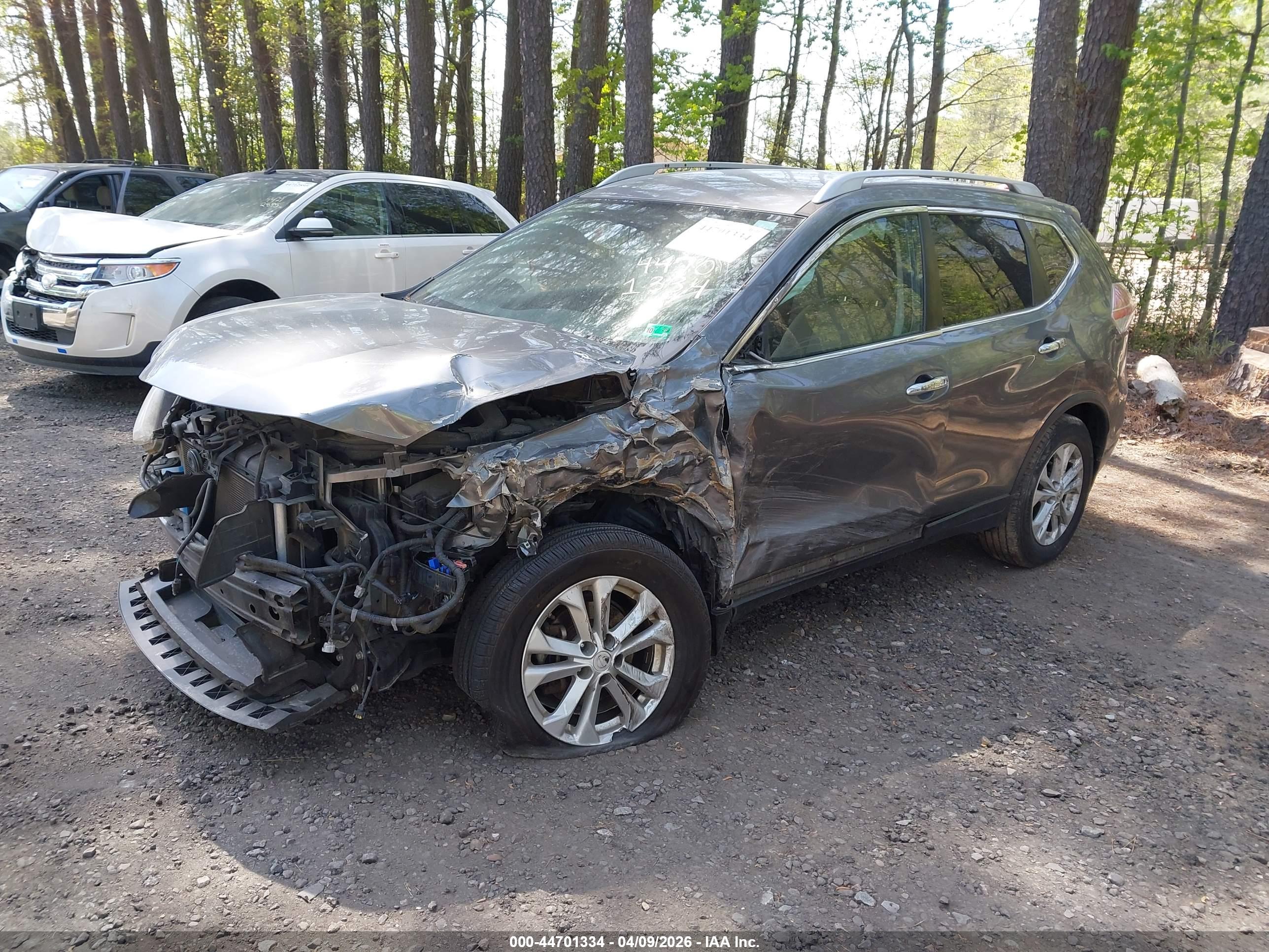 NISSAN ROGUE image 2