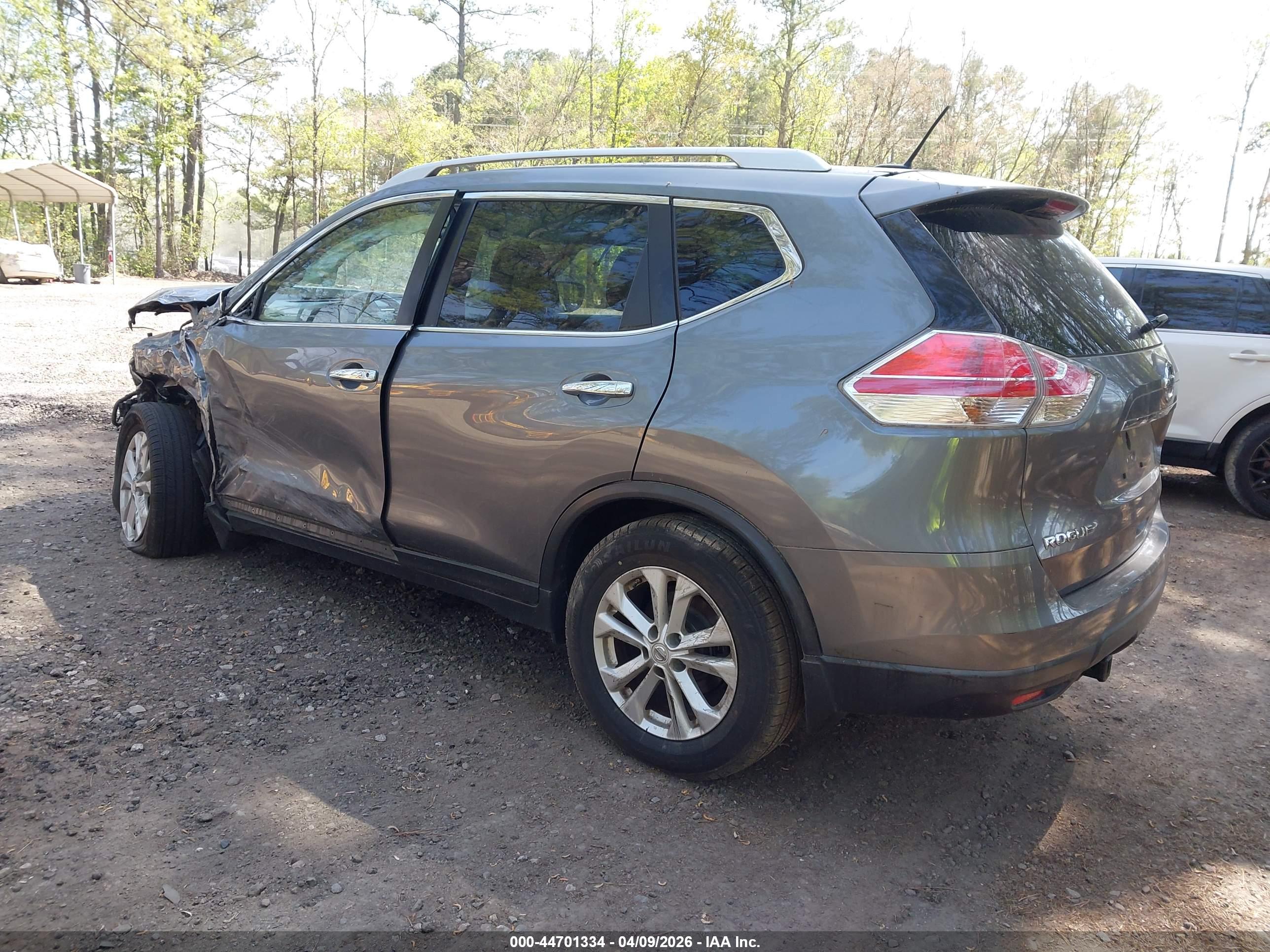 NISSAN ROGUE image 3