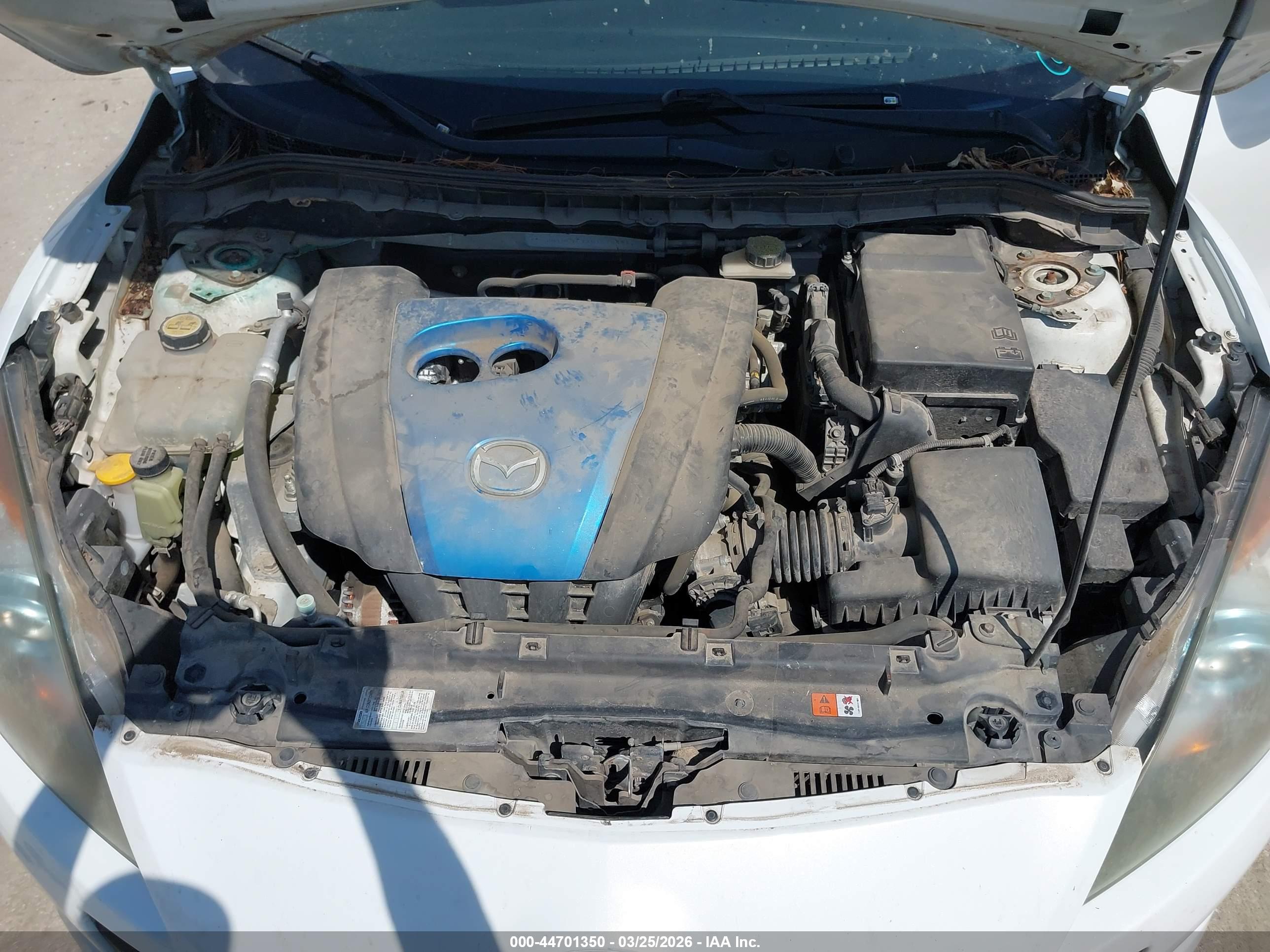 MAZDA MAZDA3 image 10