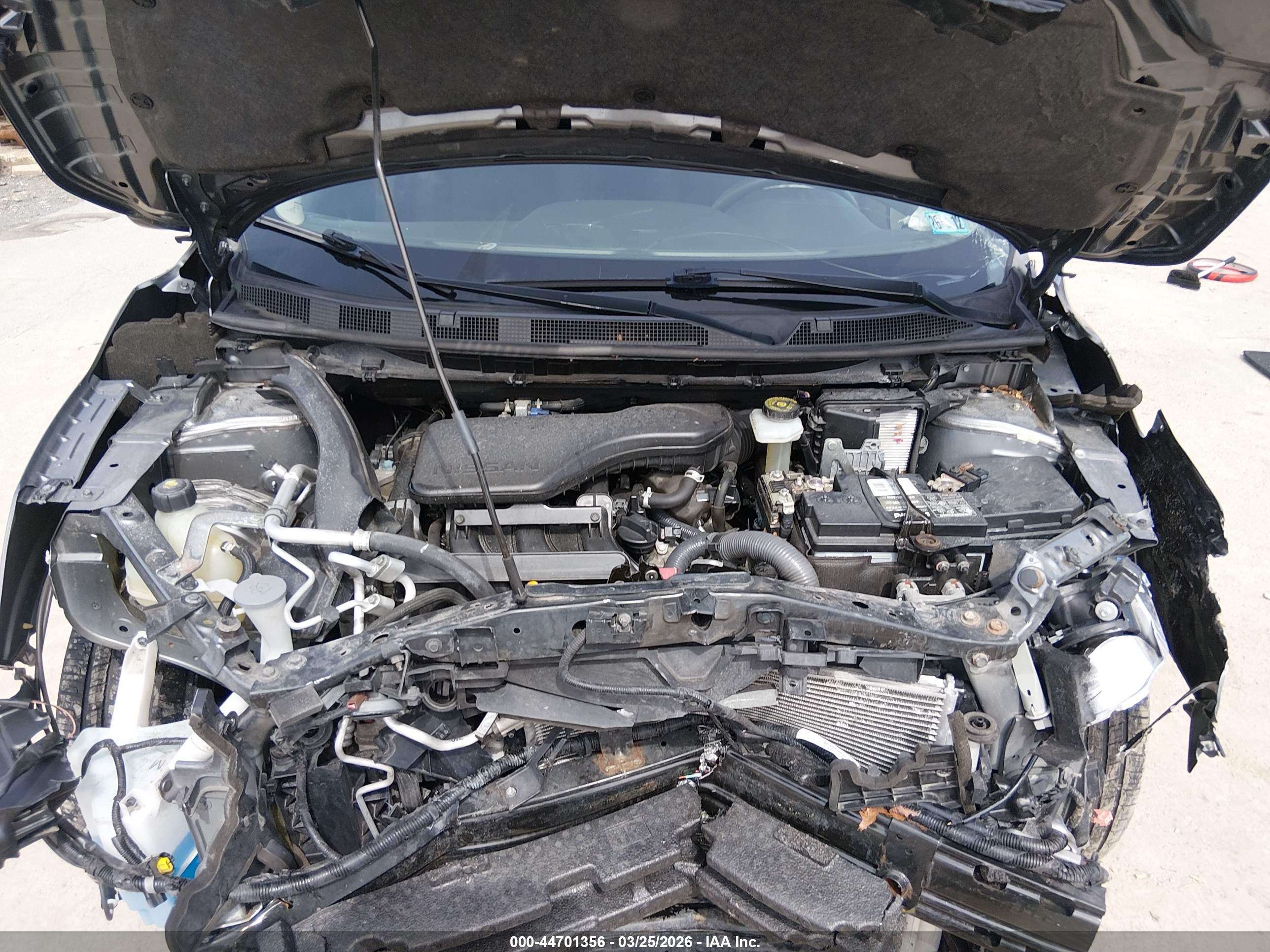 NISSAN ROGUE image 10