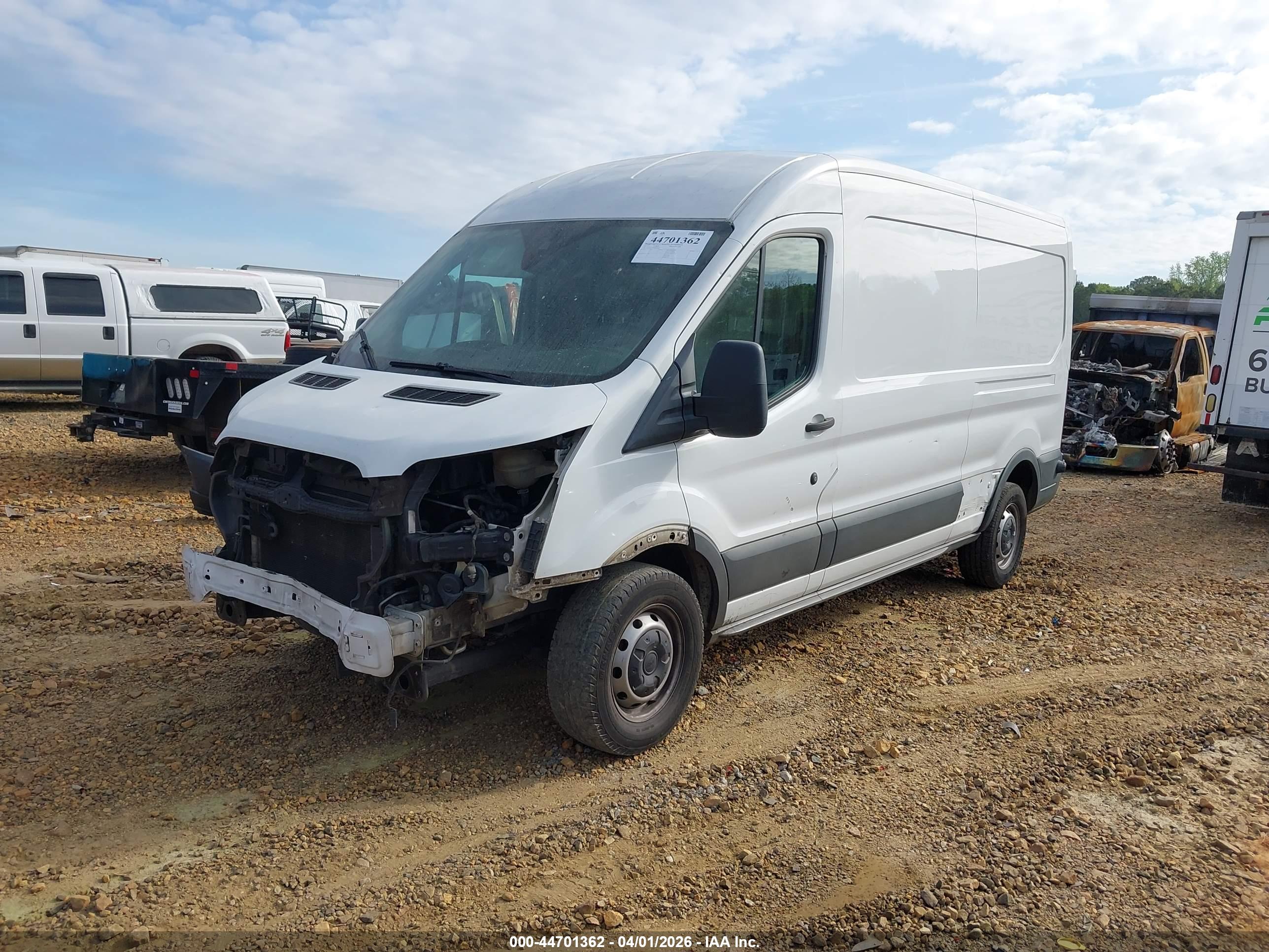 FORD TRANSIT-250 image 2