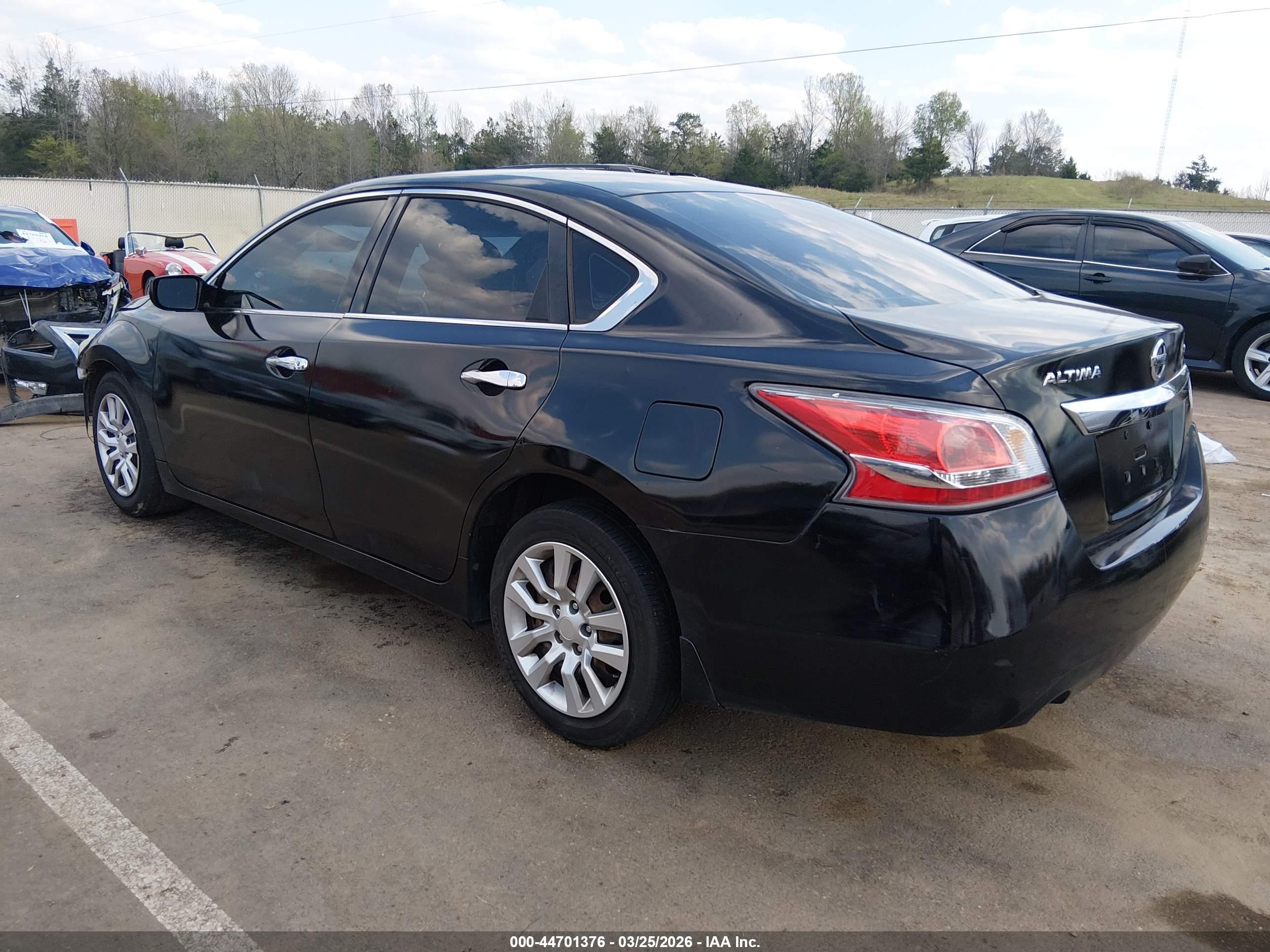 NISSAN ALTIMA image 3