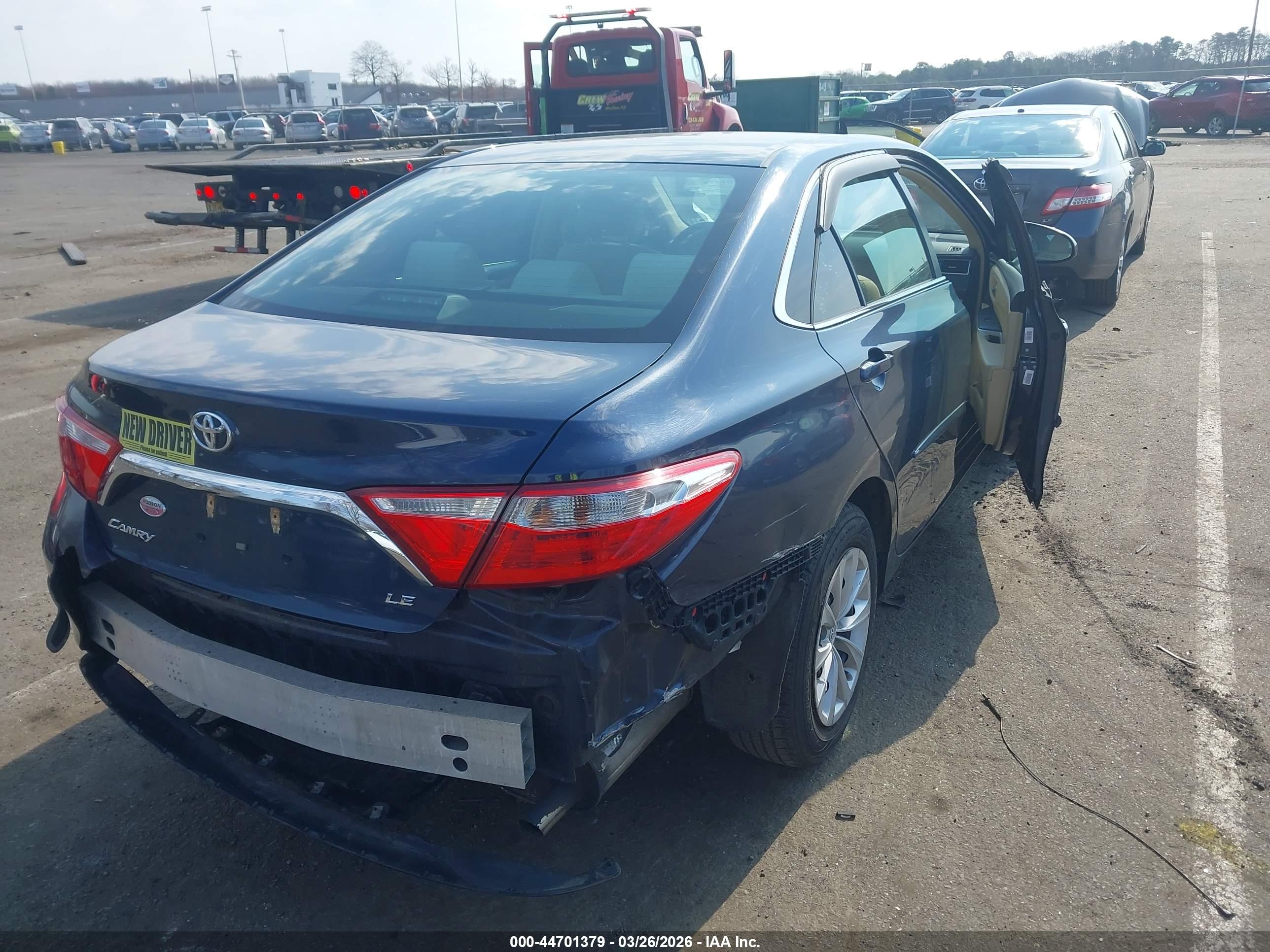 TOYOTA CAMRY image 4
