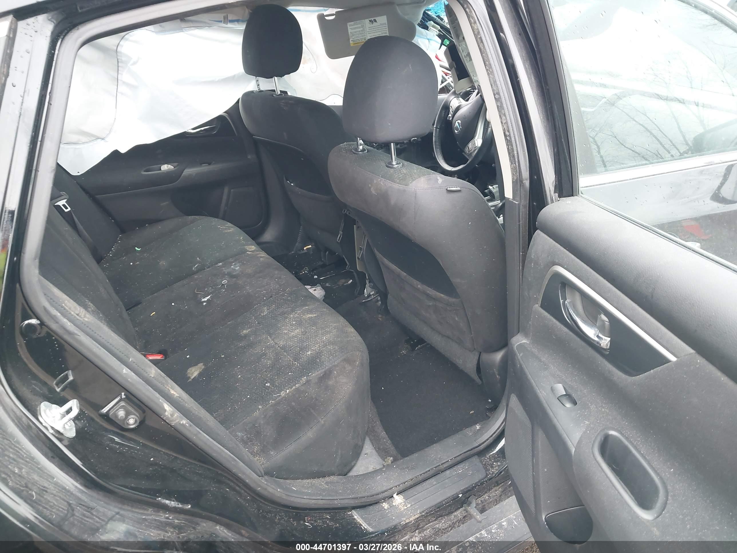 NISSAN ALTIMA image 8