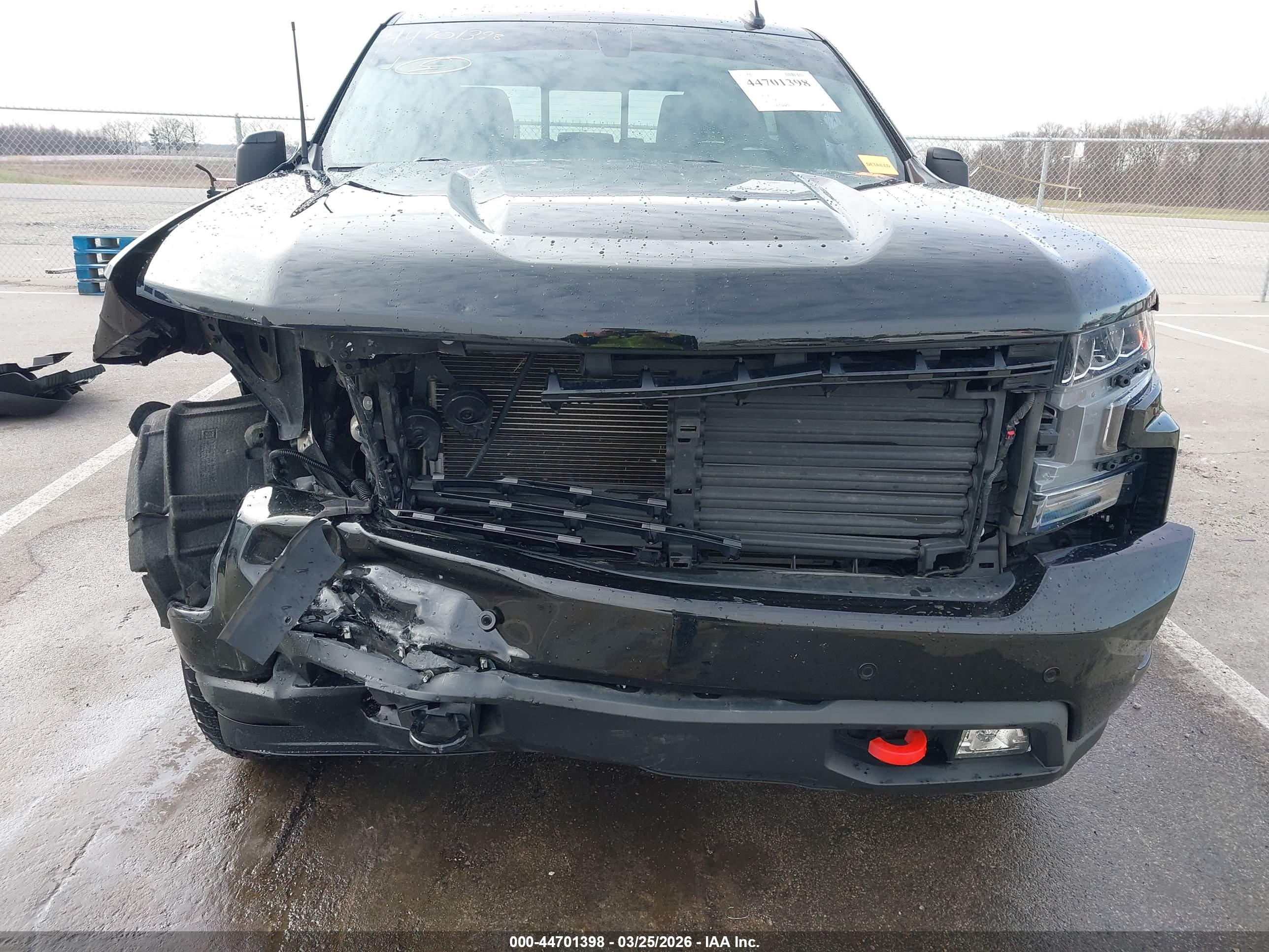 CHEVROLET SILVERADO image 6
