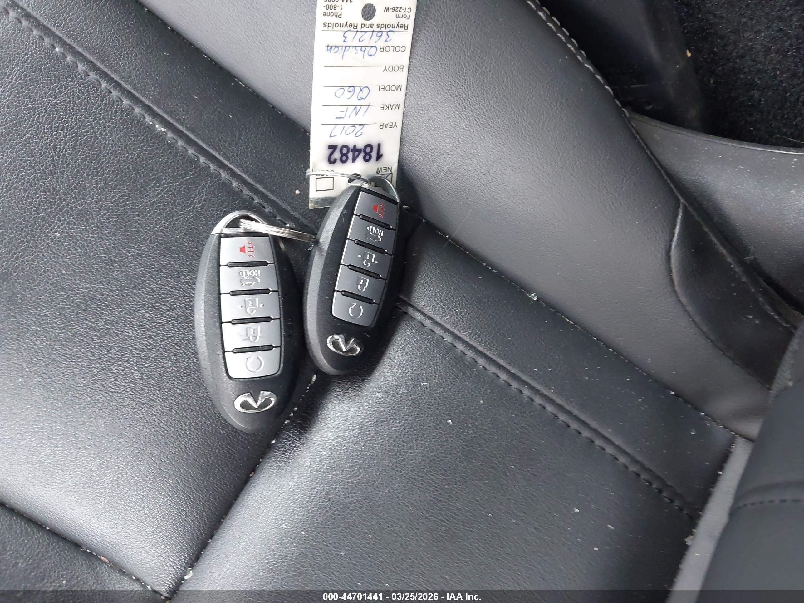 INFINITI Q60 image 11