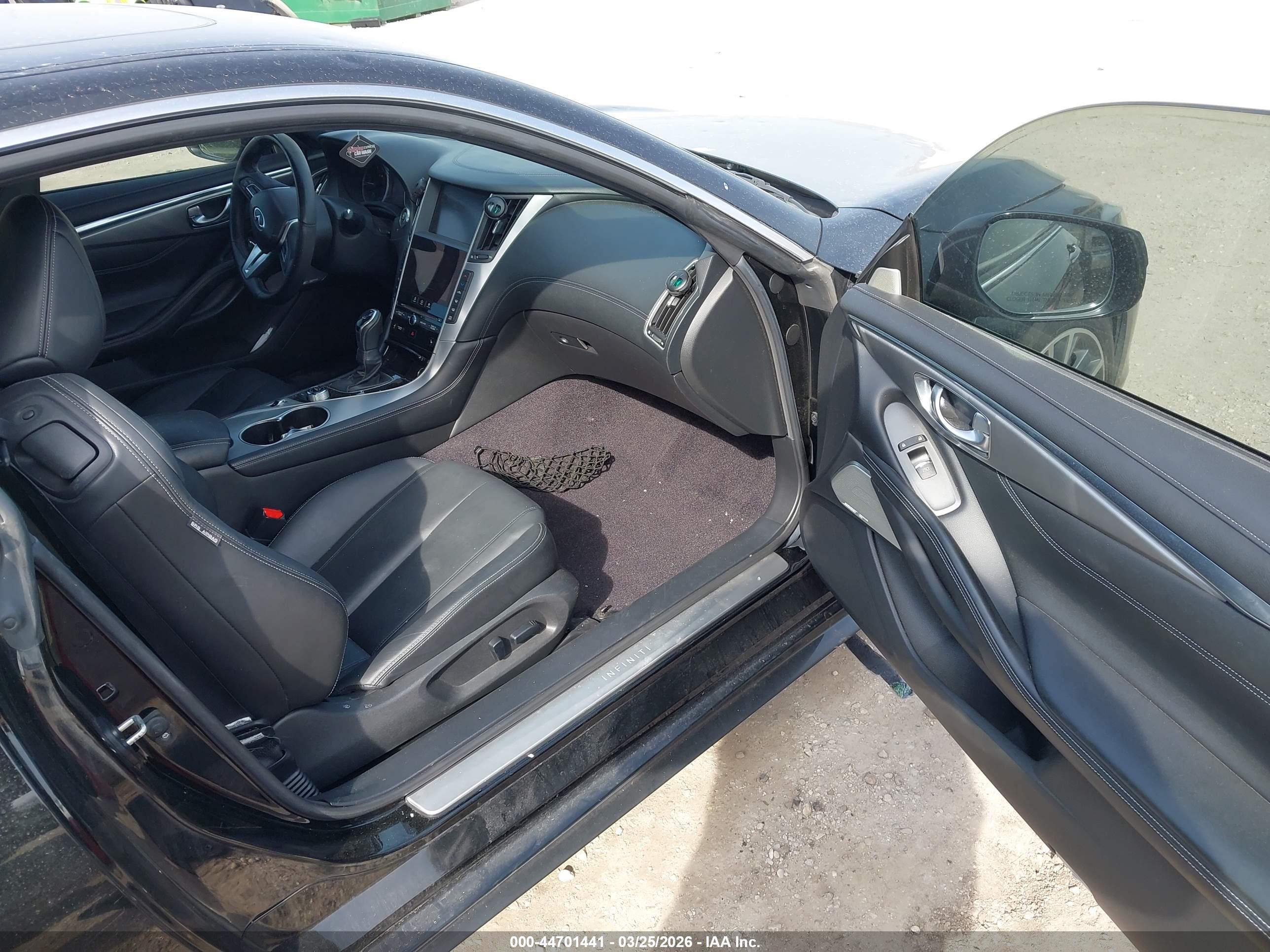 INFINITI Q60 image 5
