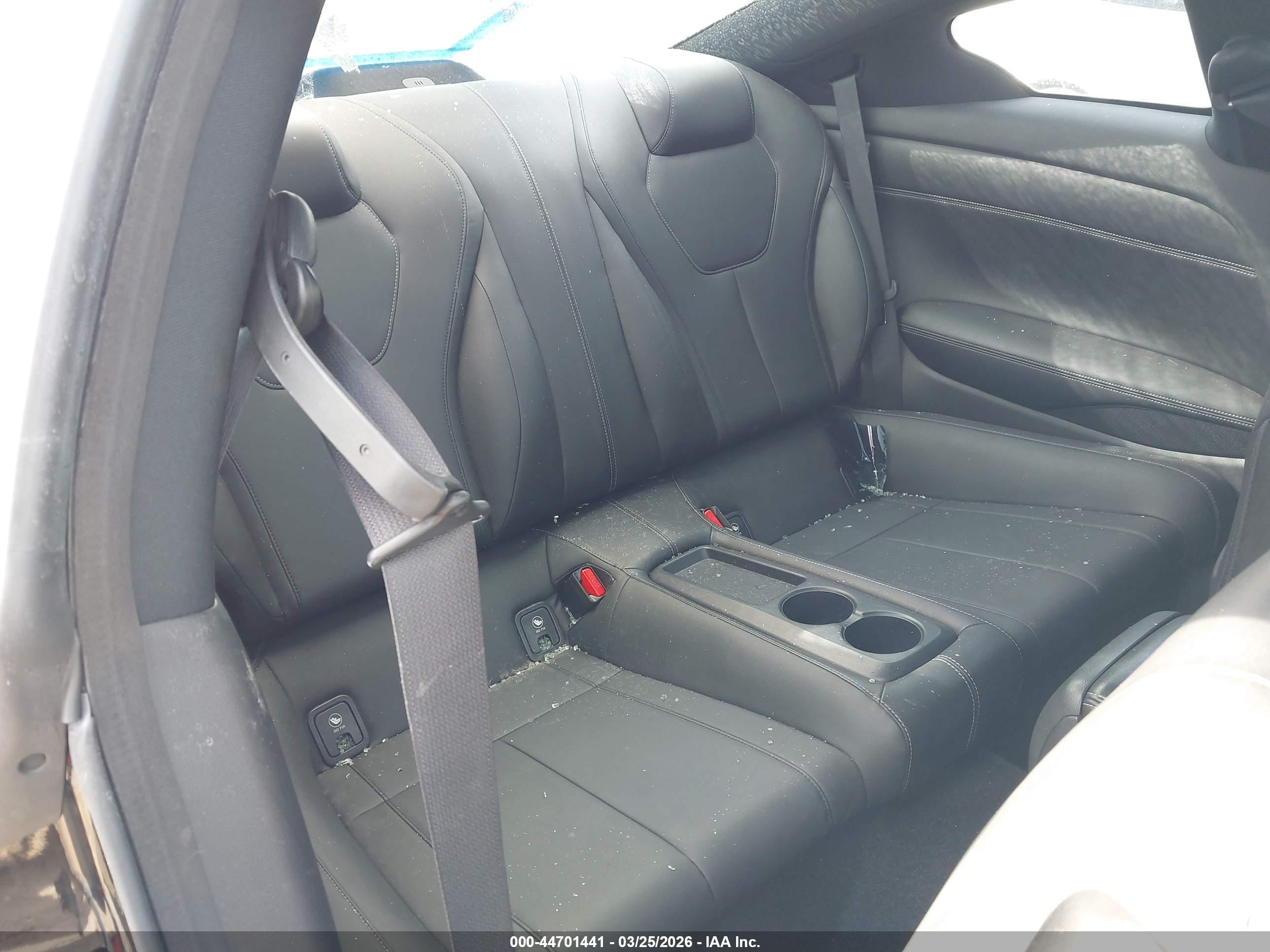 INFINITI Q60 image 8