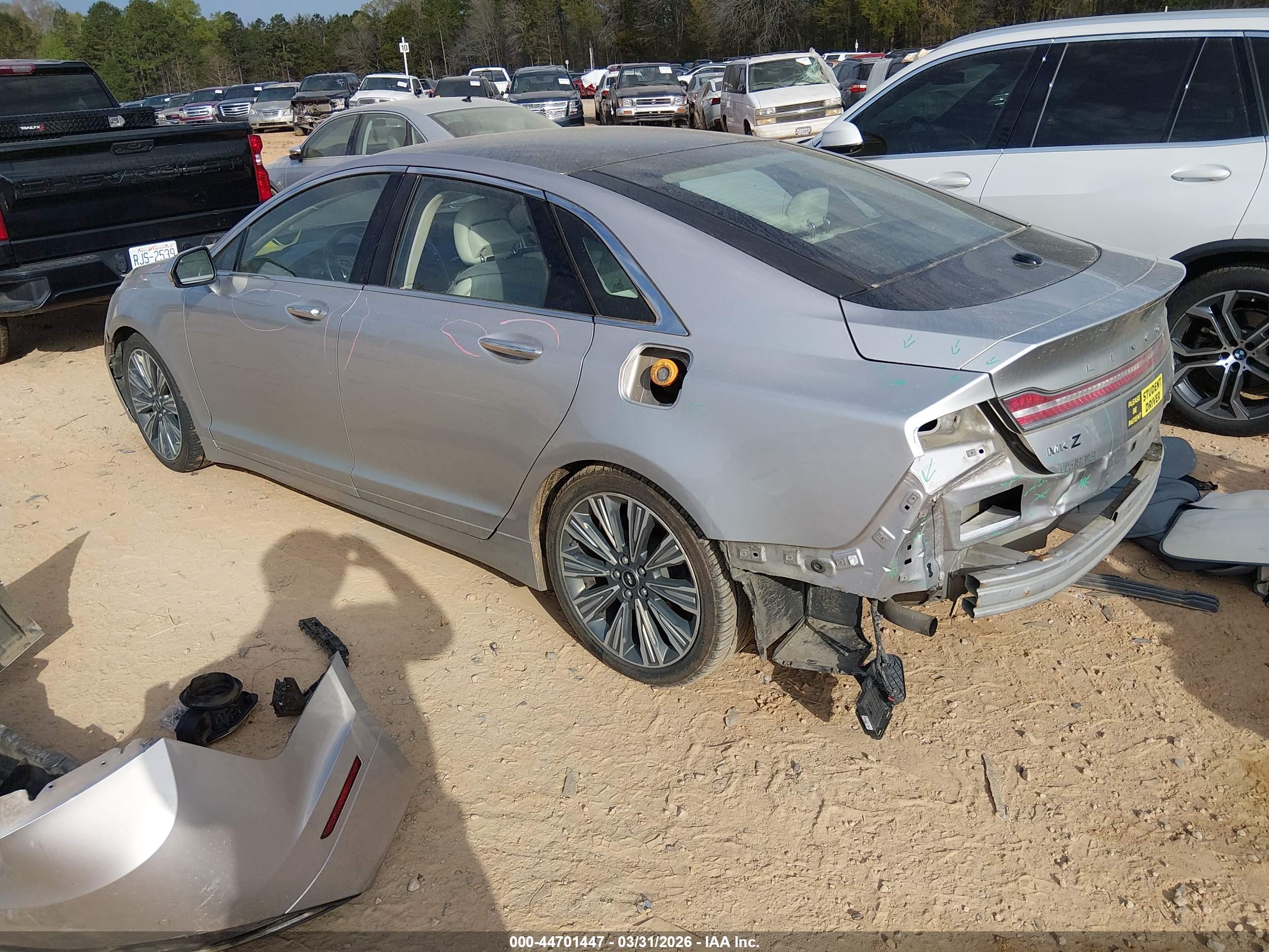 LINCOLN MKZ image 3