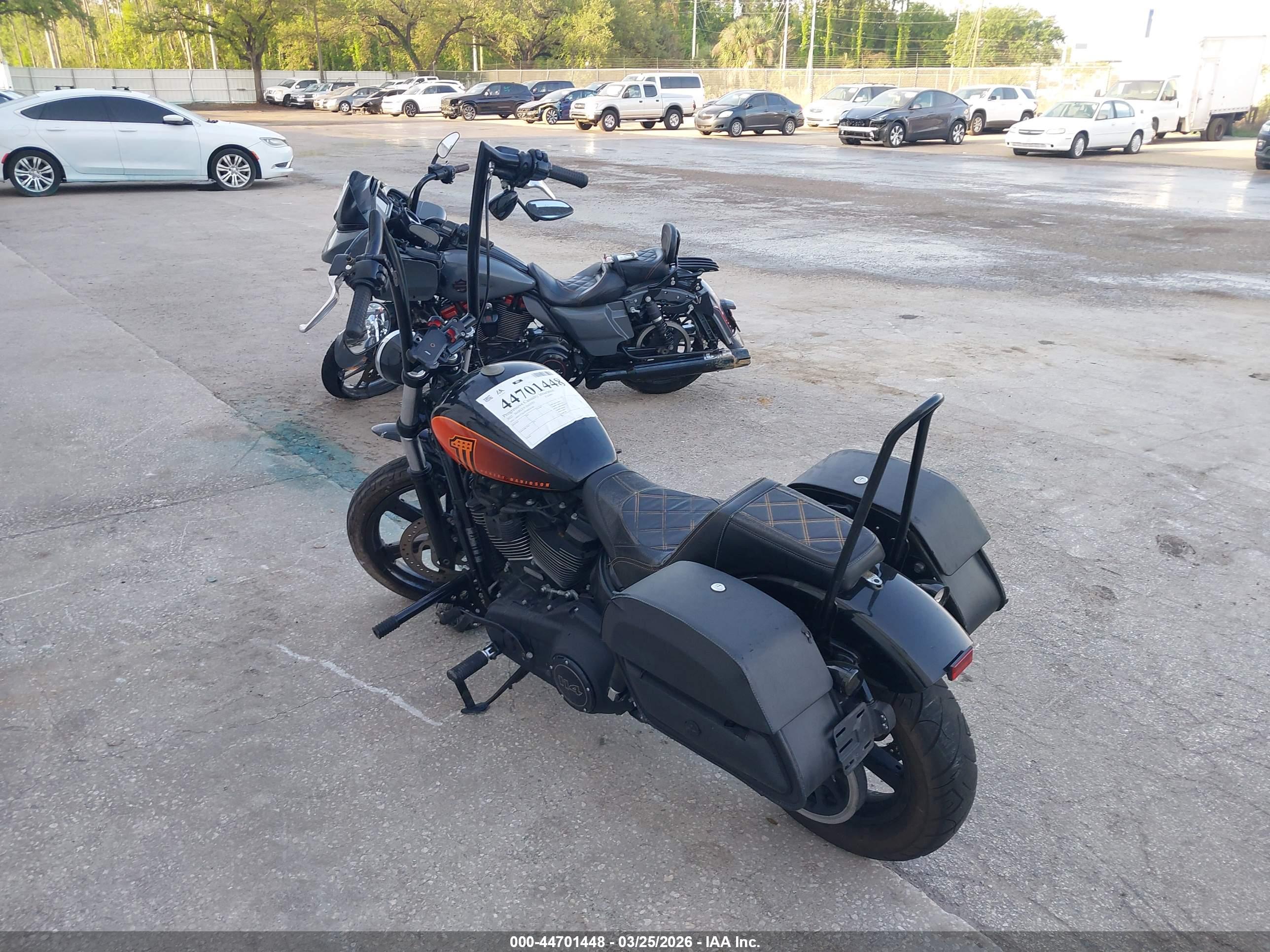 HARLEY-DAVIDSON FXBBS image 3