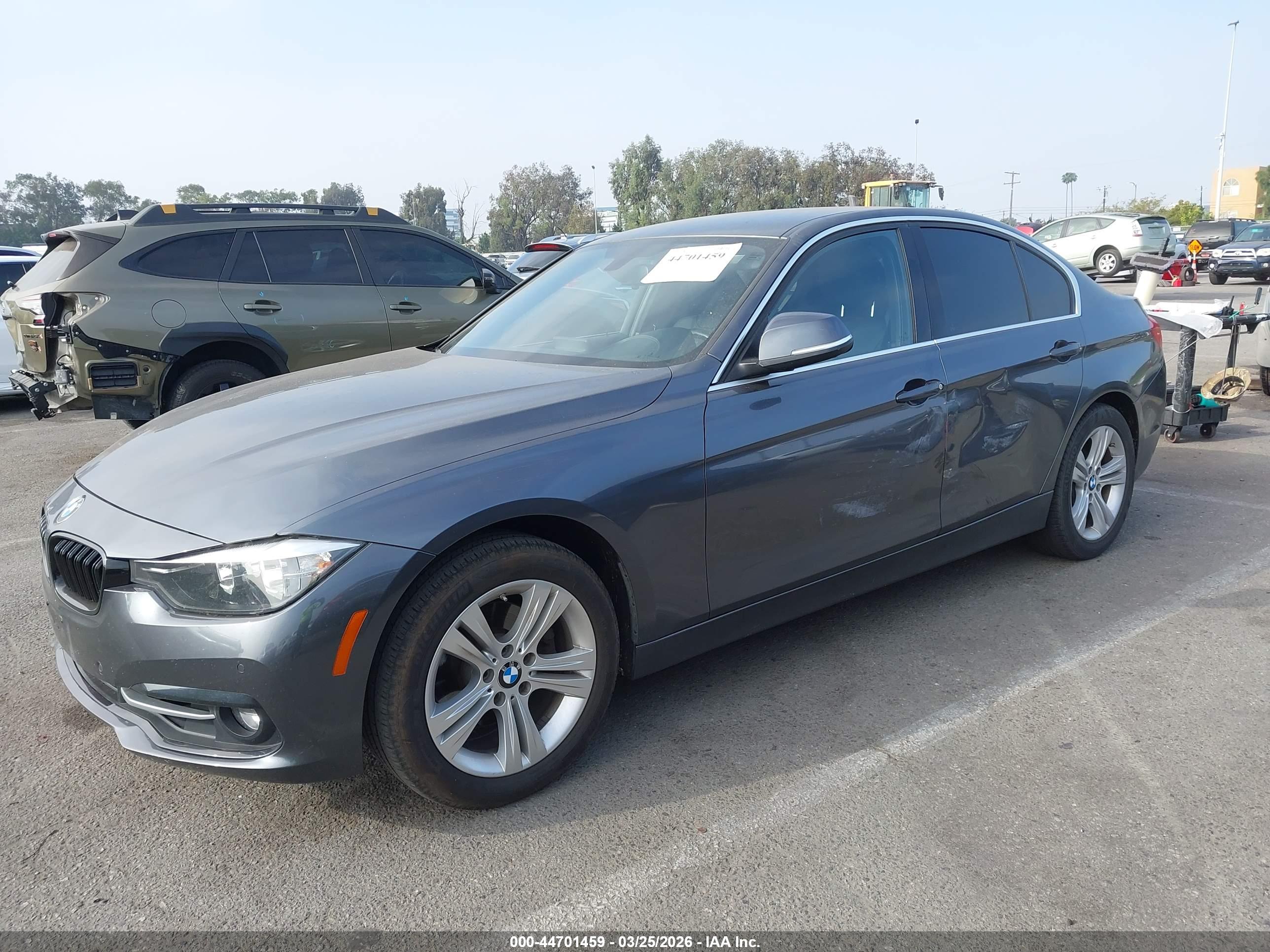 BMW 330I image 2