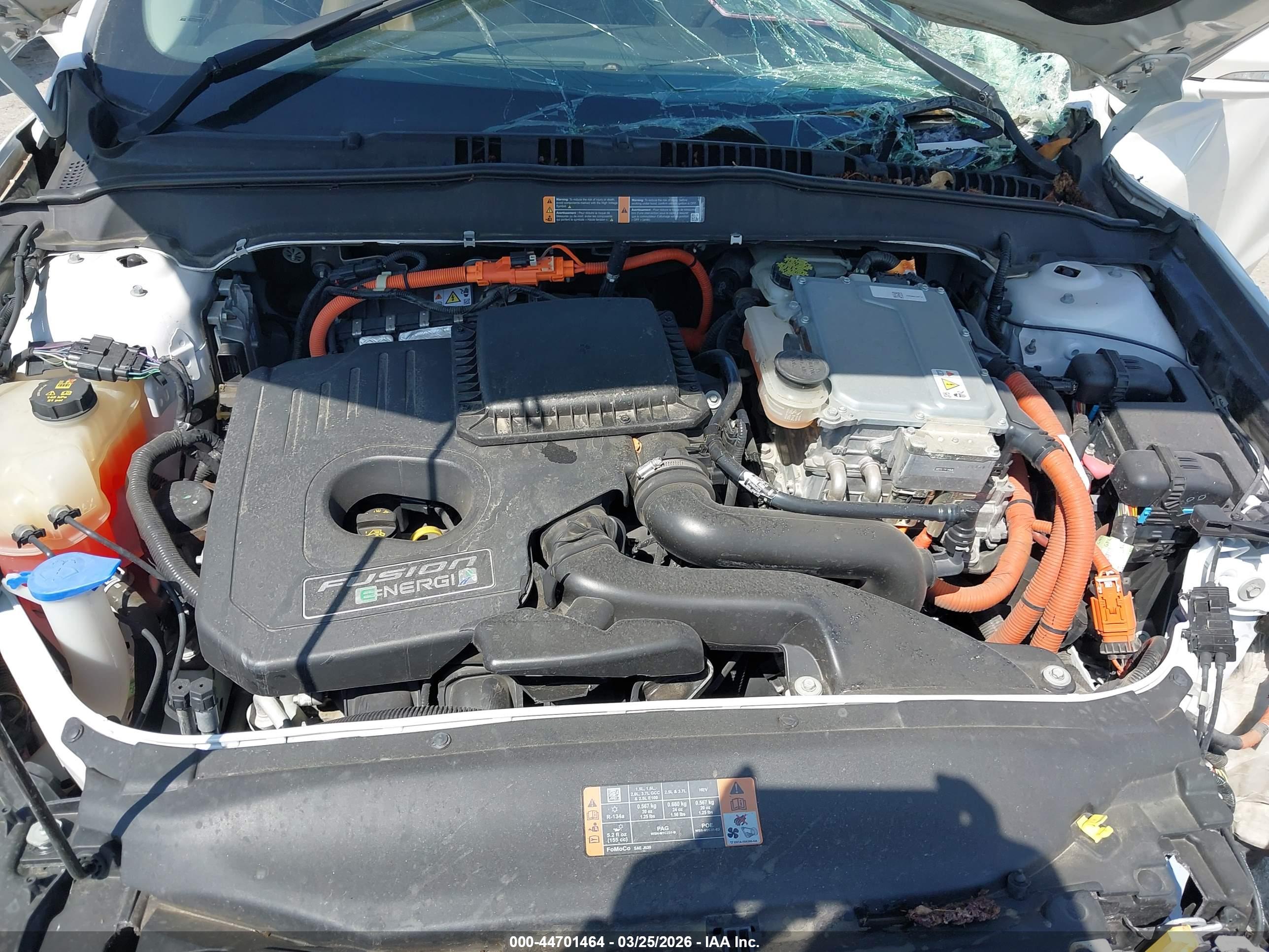 FORD FUSION image 10