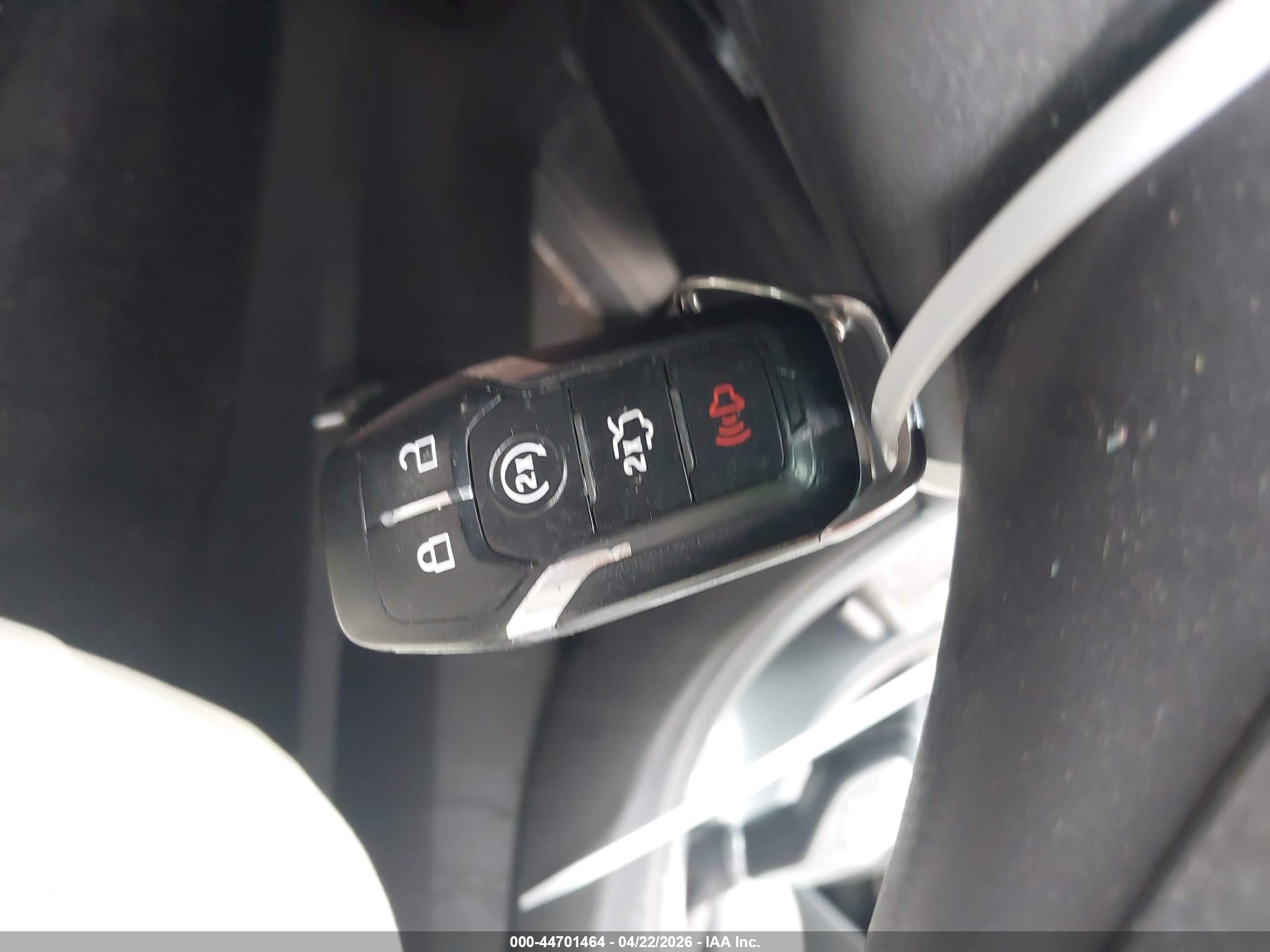 FORD FUSION image 11