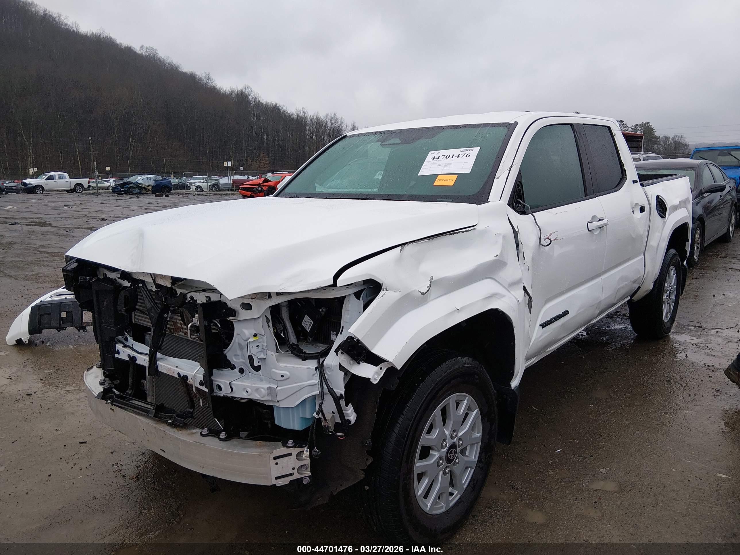 TOYOTA TACOMA image 6