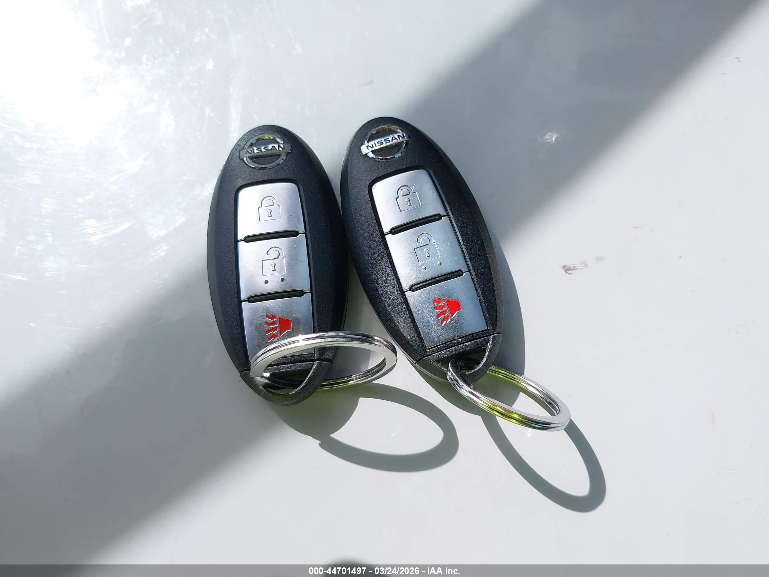 NISSAN ROGUE image 11