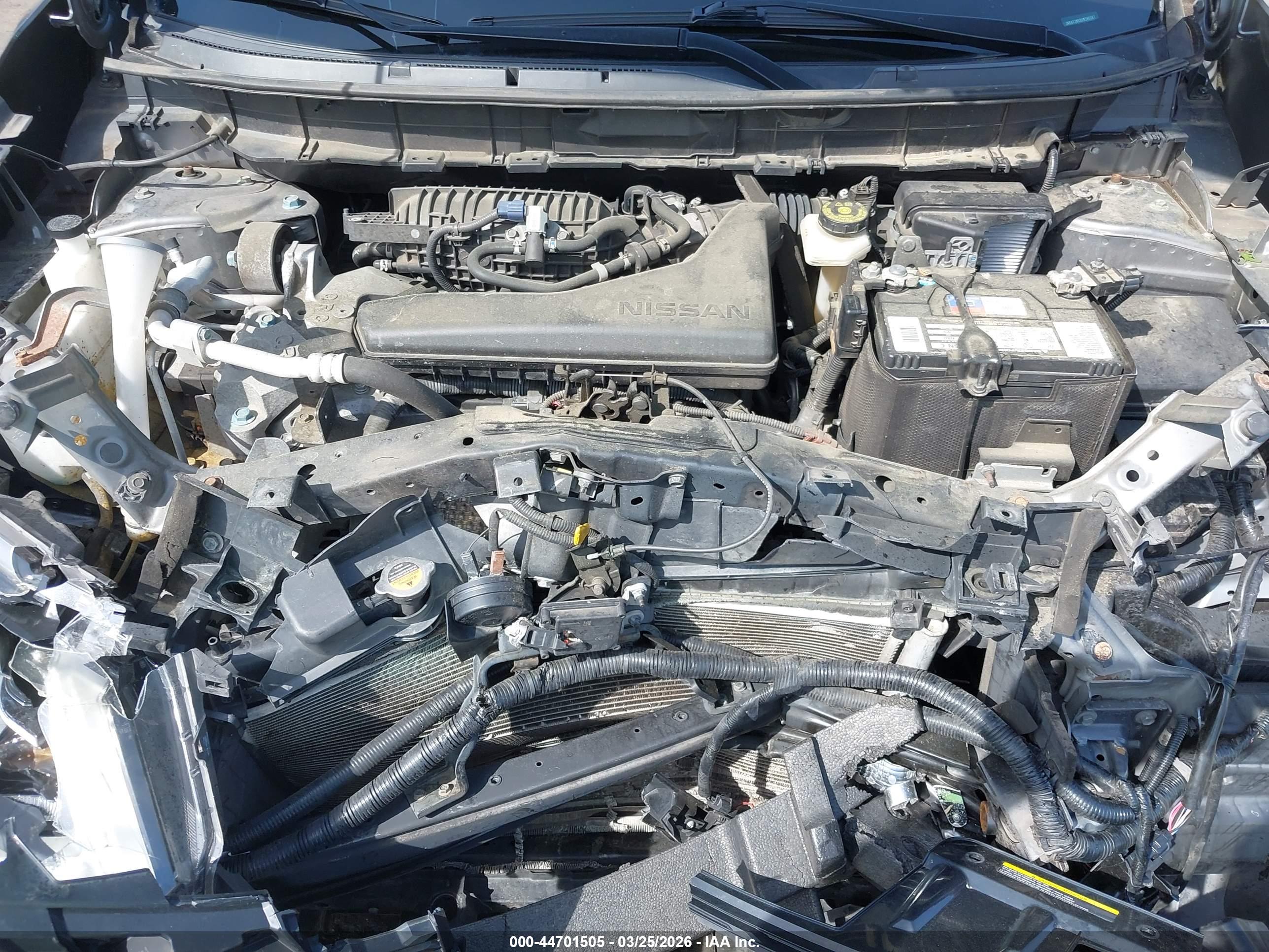 NISSAN ROGUE image 10