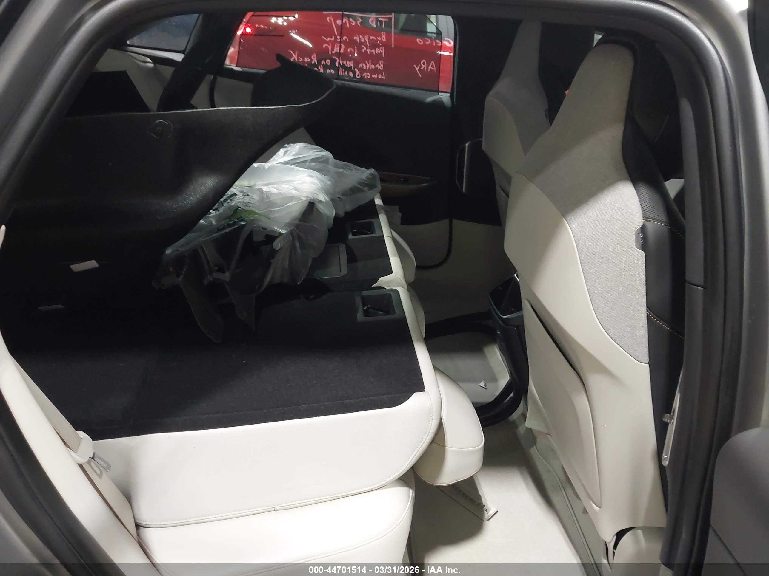 LUCID AIR image 8