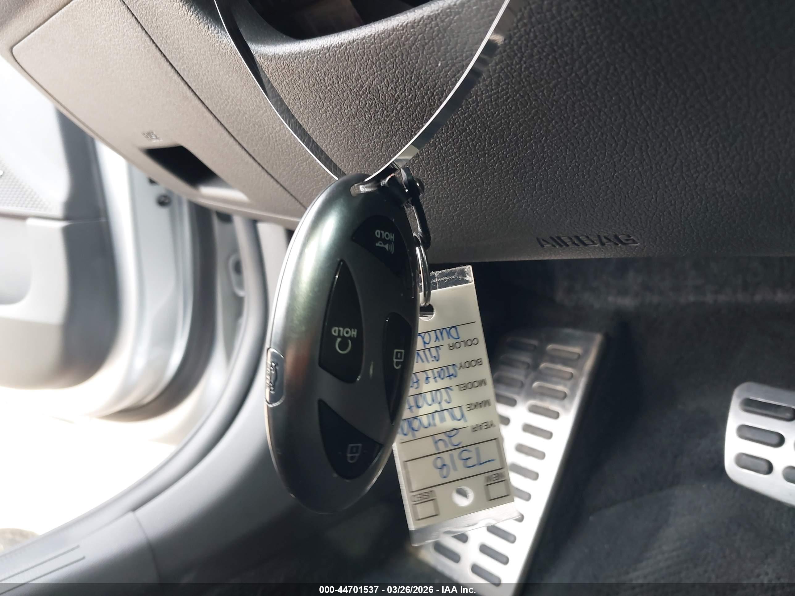 HYUNDAI SONATA image 11