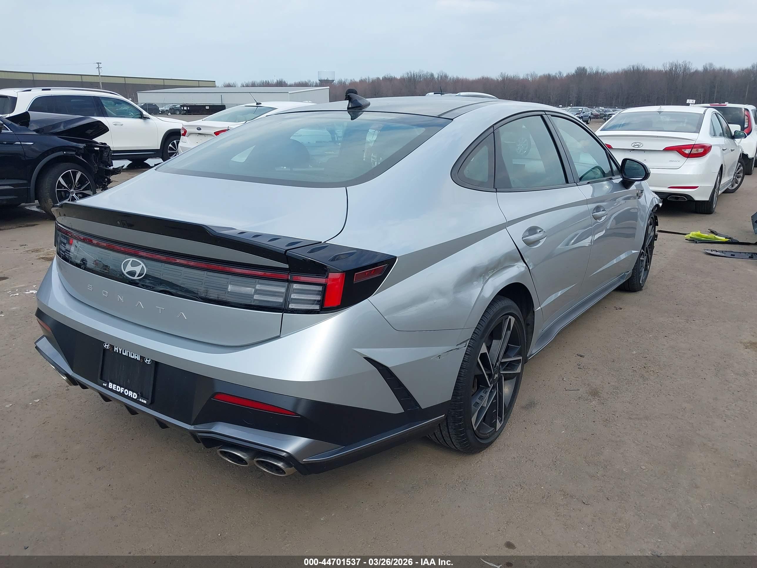 HYUNDAI SONATA image 4