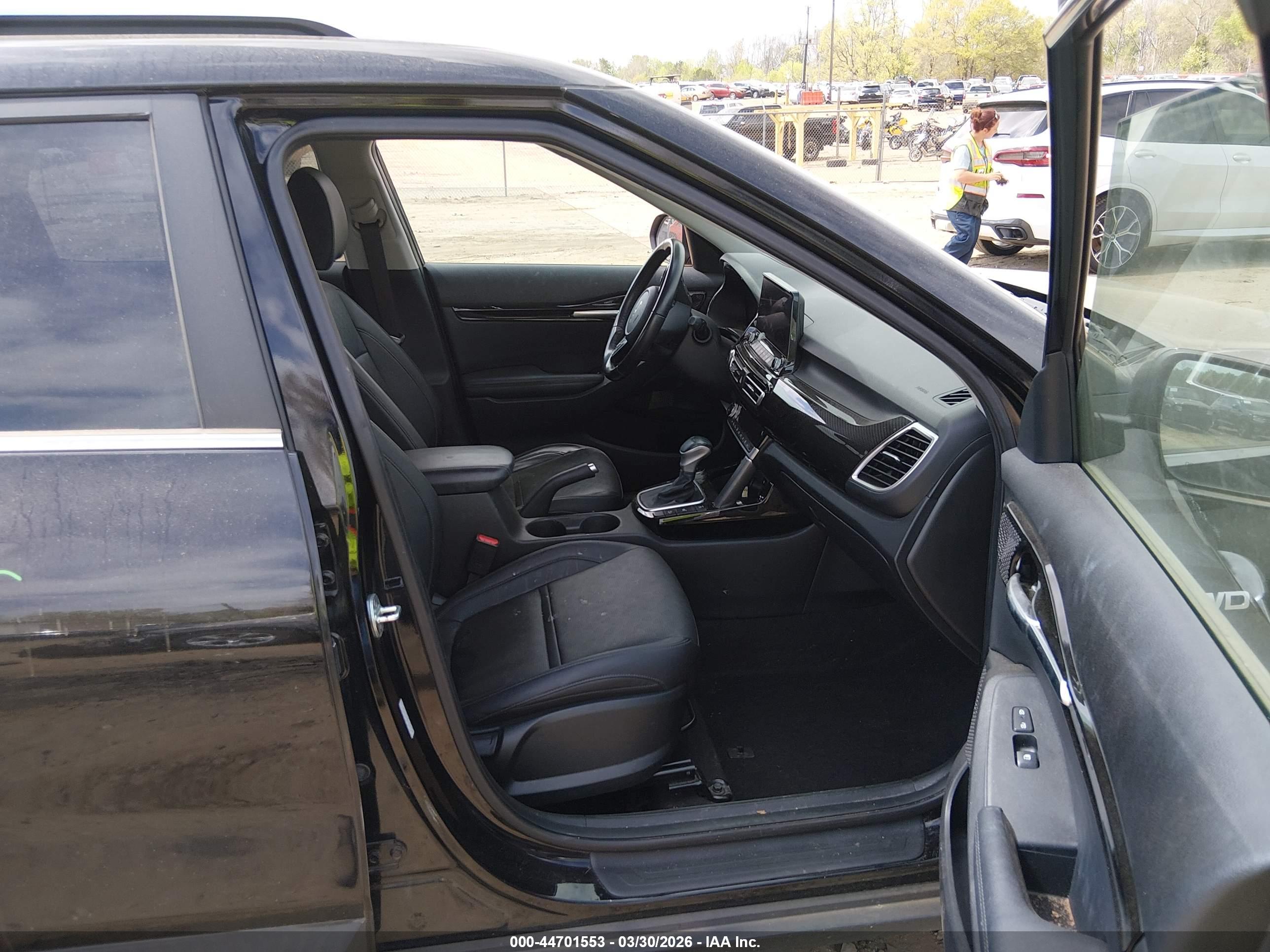 KIA SELTOS image 5