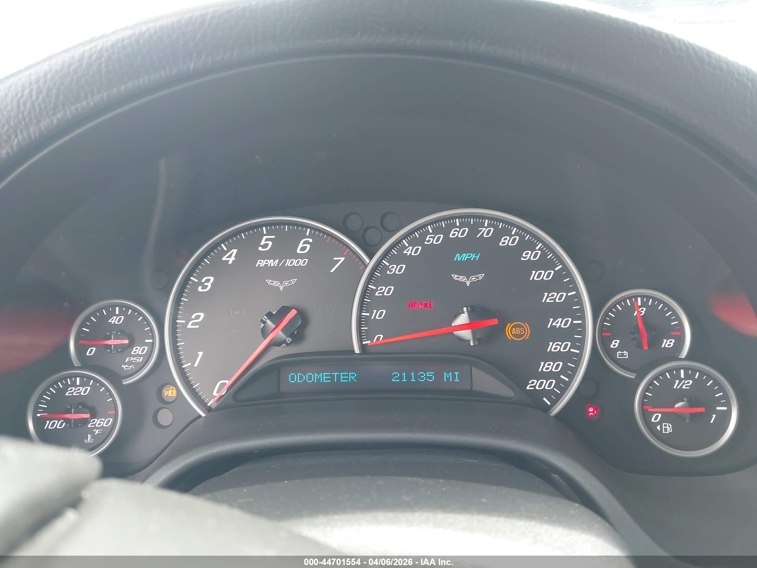 CHEVROLET CORVETTE image 7