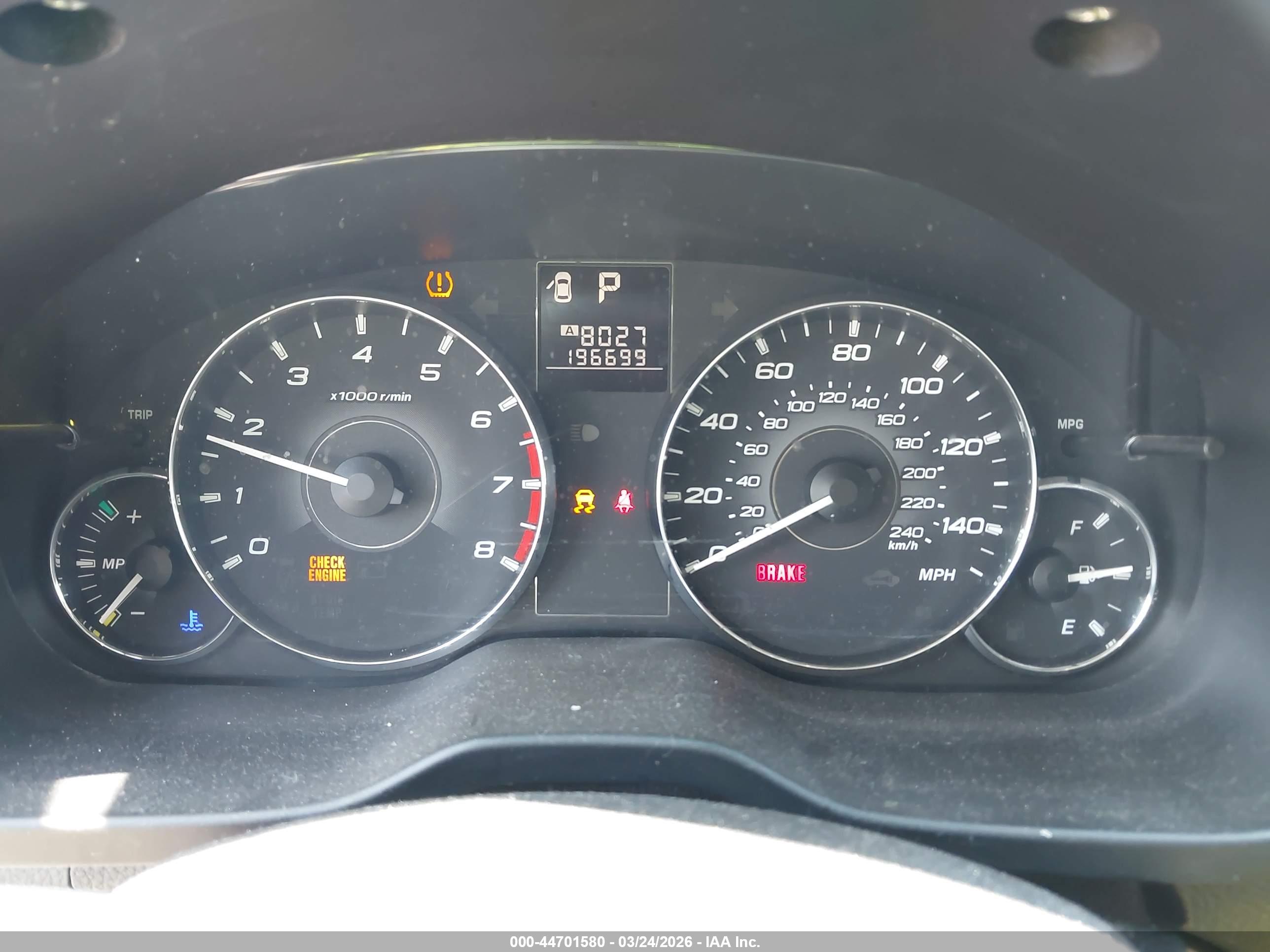 SUBARU OUTBACK image 7
