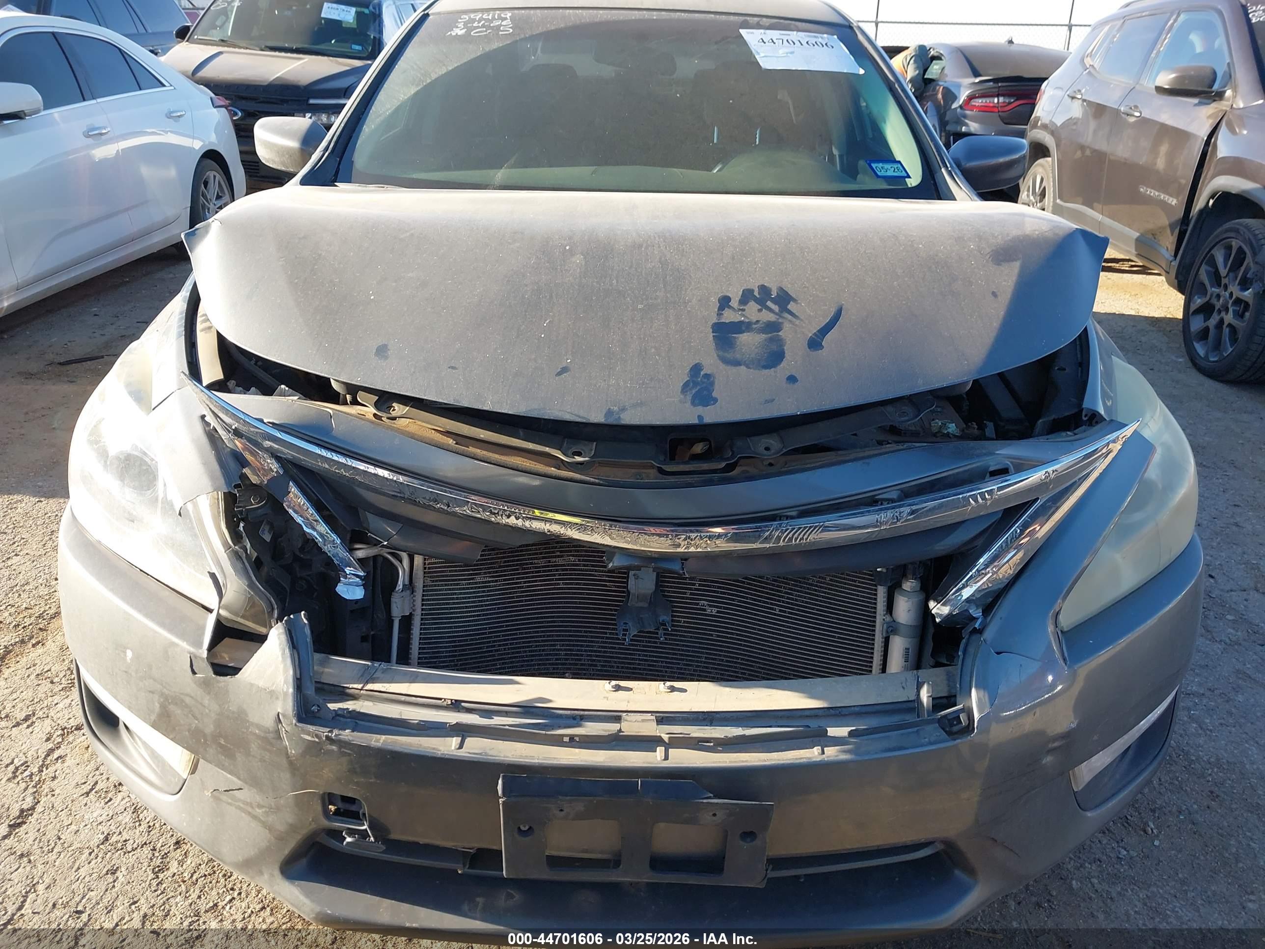 NISSAN ALTIMA image 6