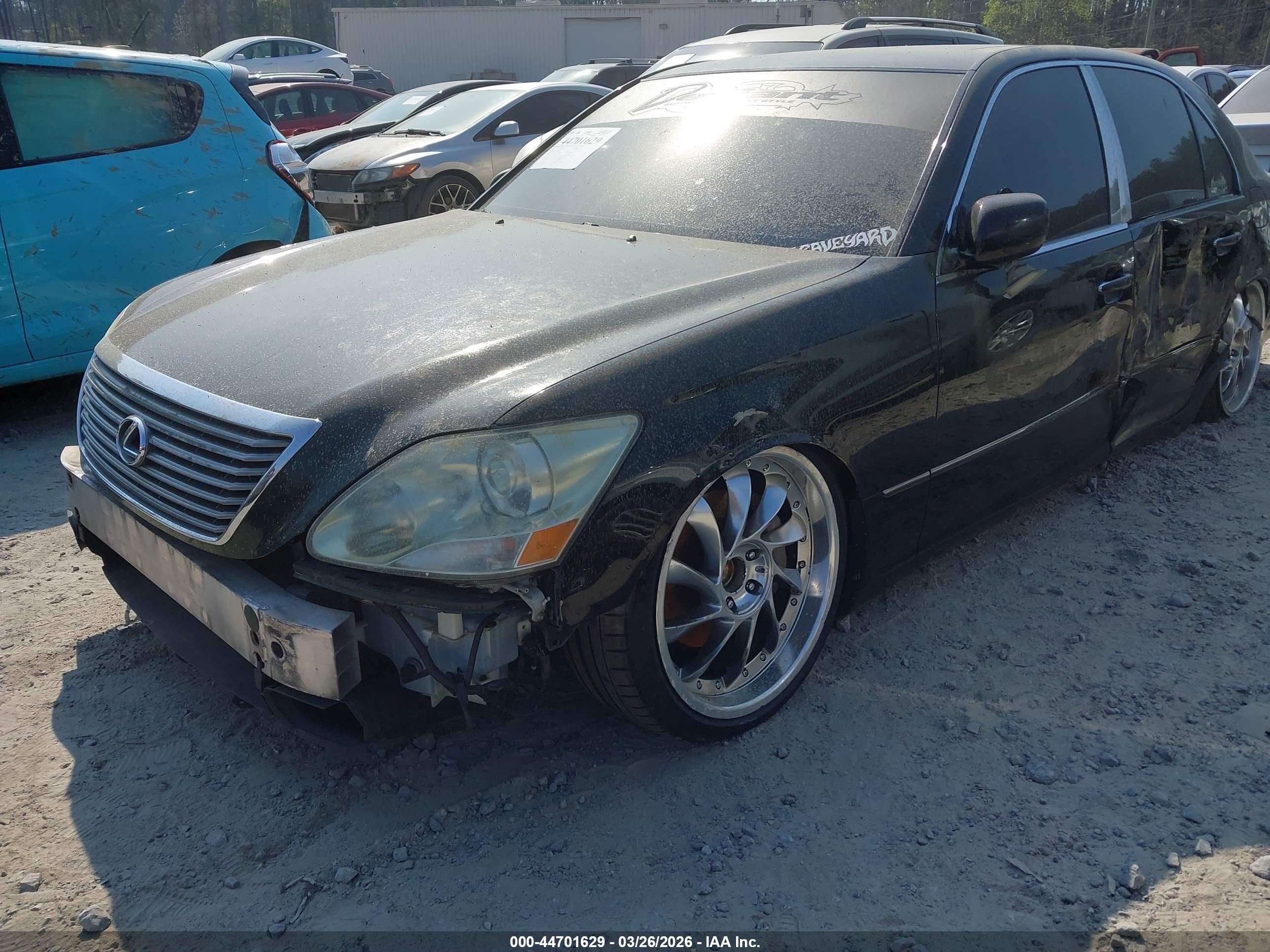LEXUS LS image 6