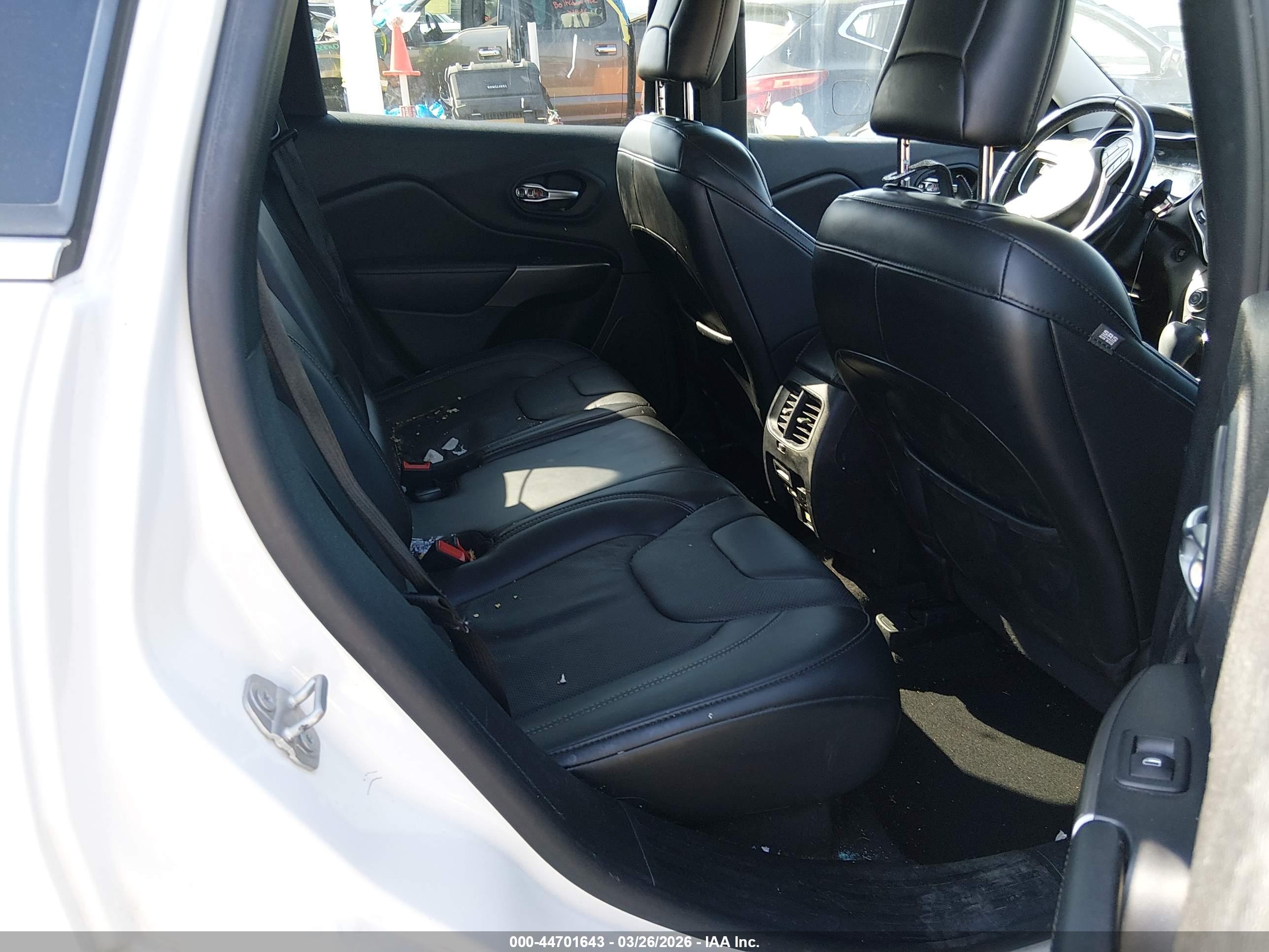 JEEP CHEROKEE image 8